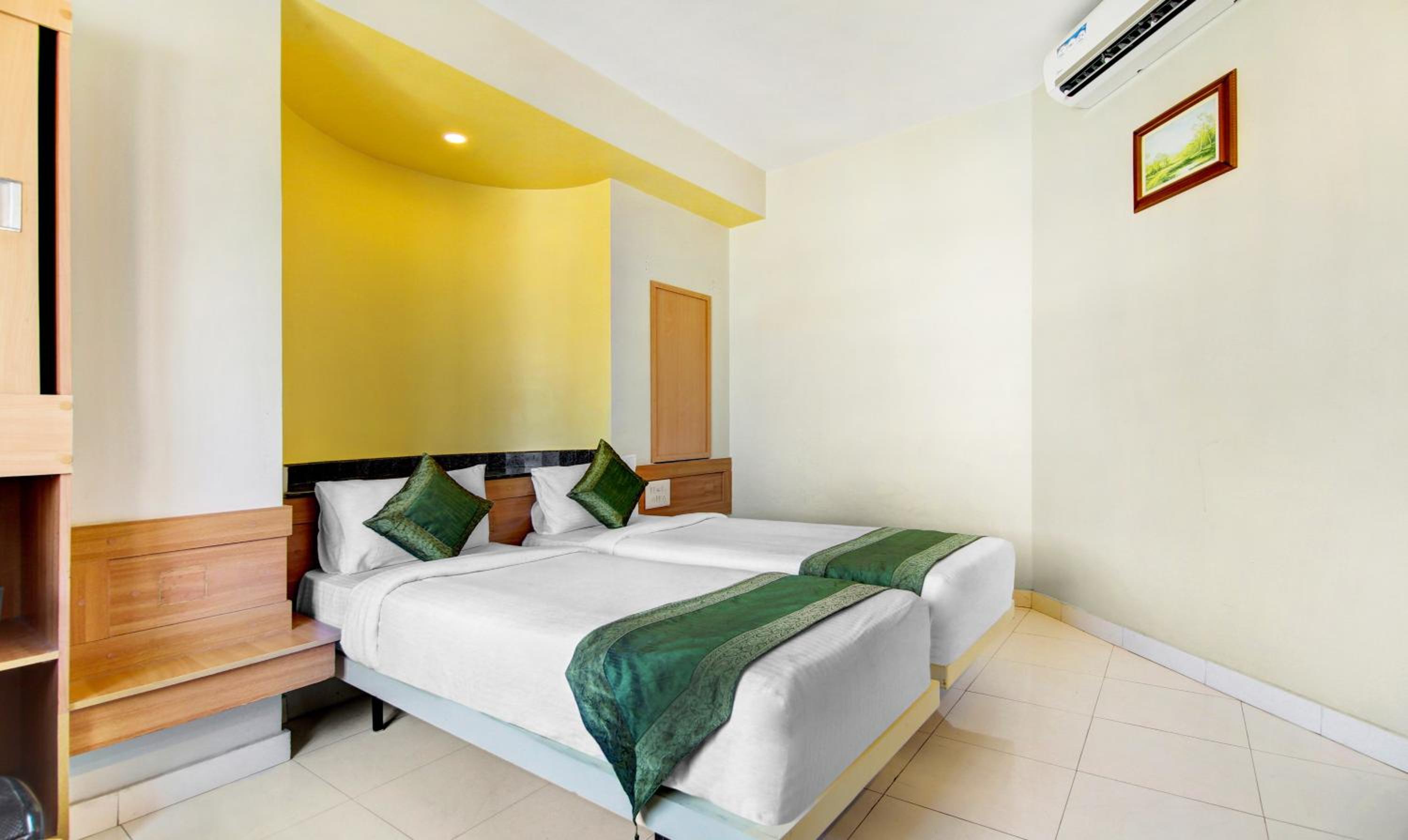 Standard Room - Photo 7