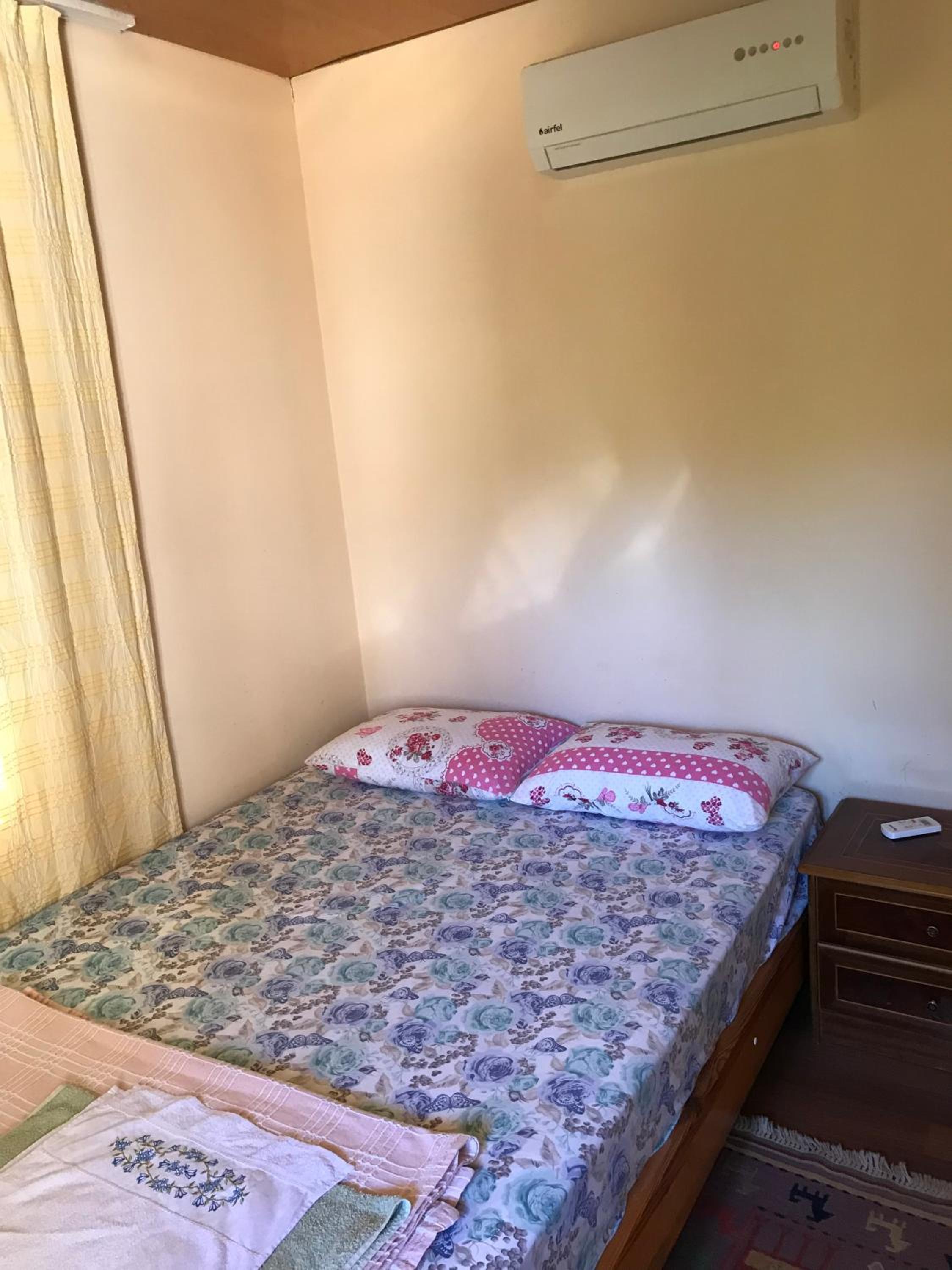 Standard Double or Twin Room - Photo 7