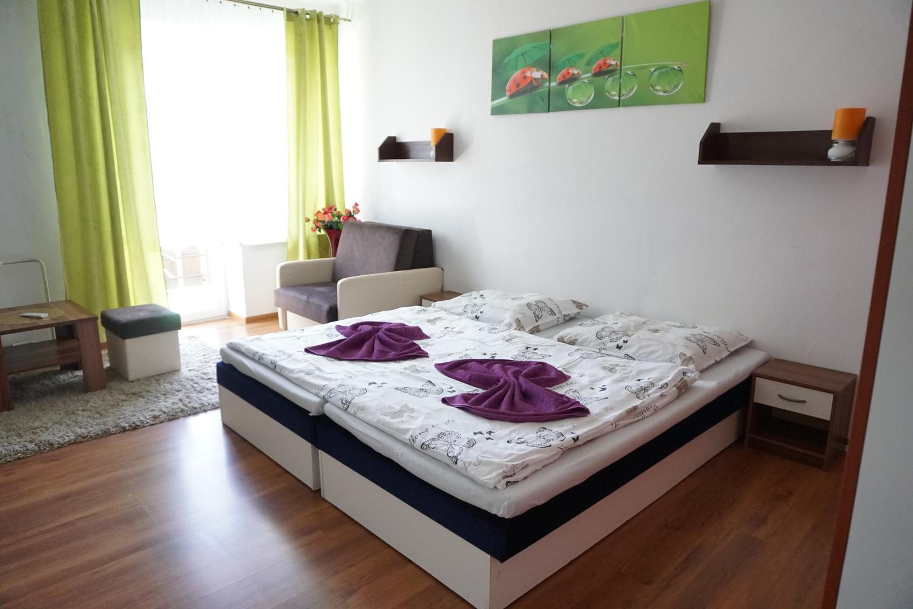 Double Room with Extra Bed - Photo 3