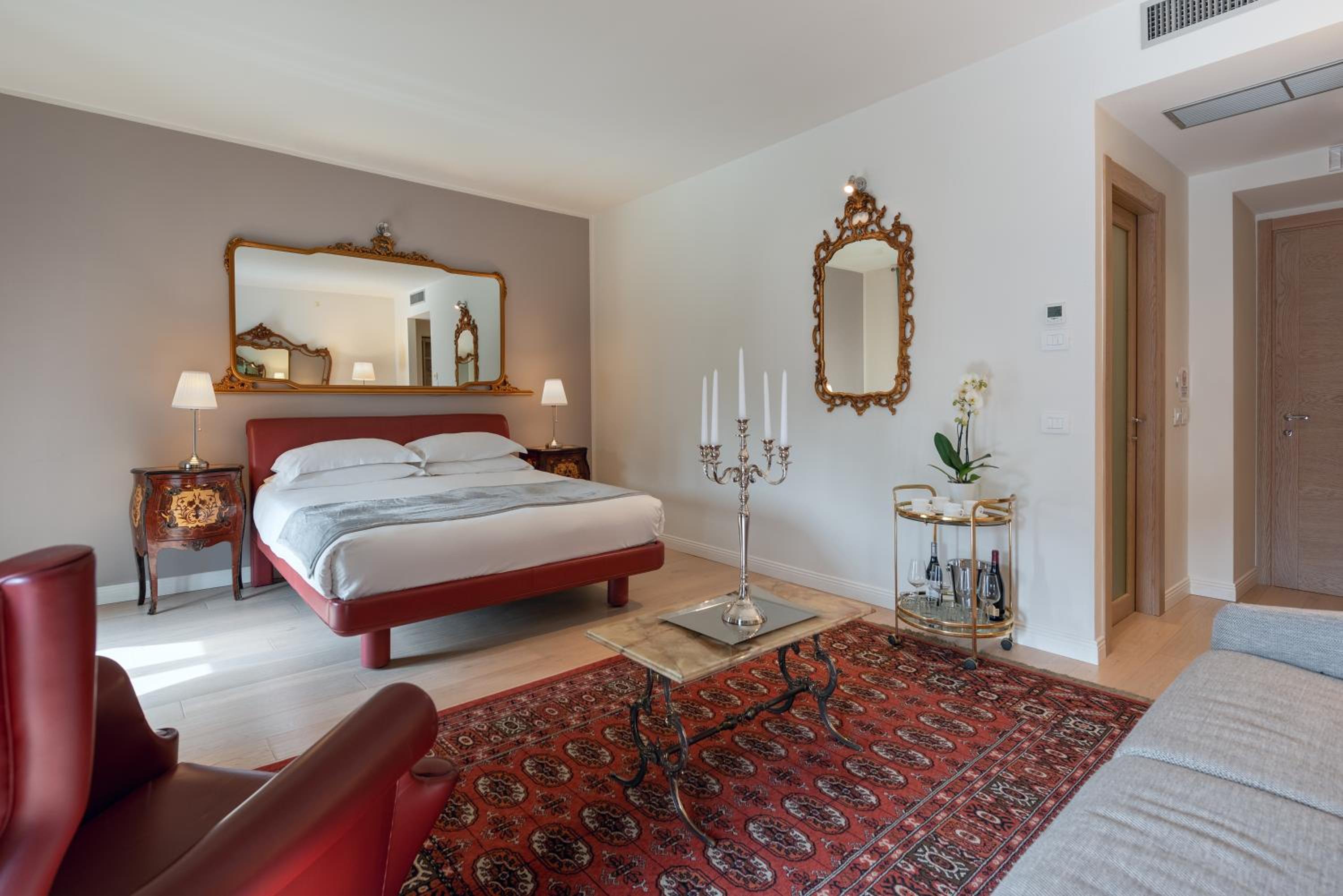 Deluxe Double Room with Castle View photo 1