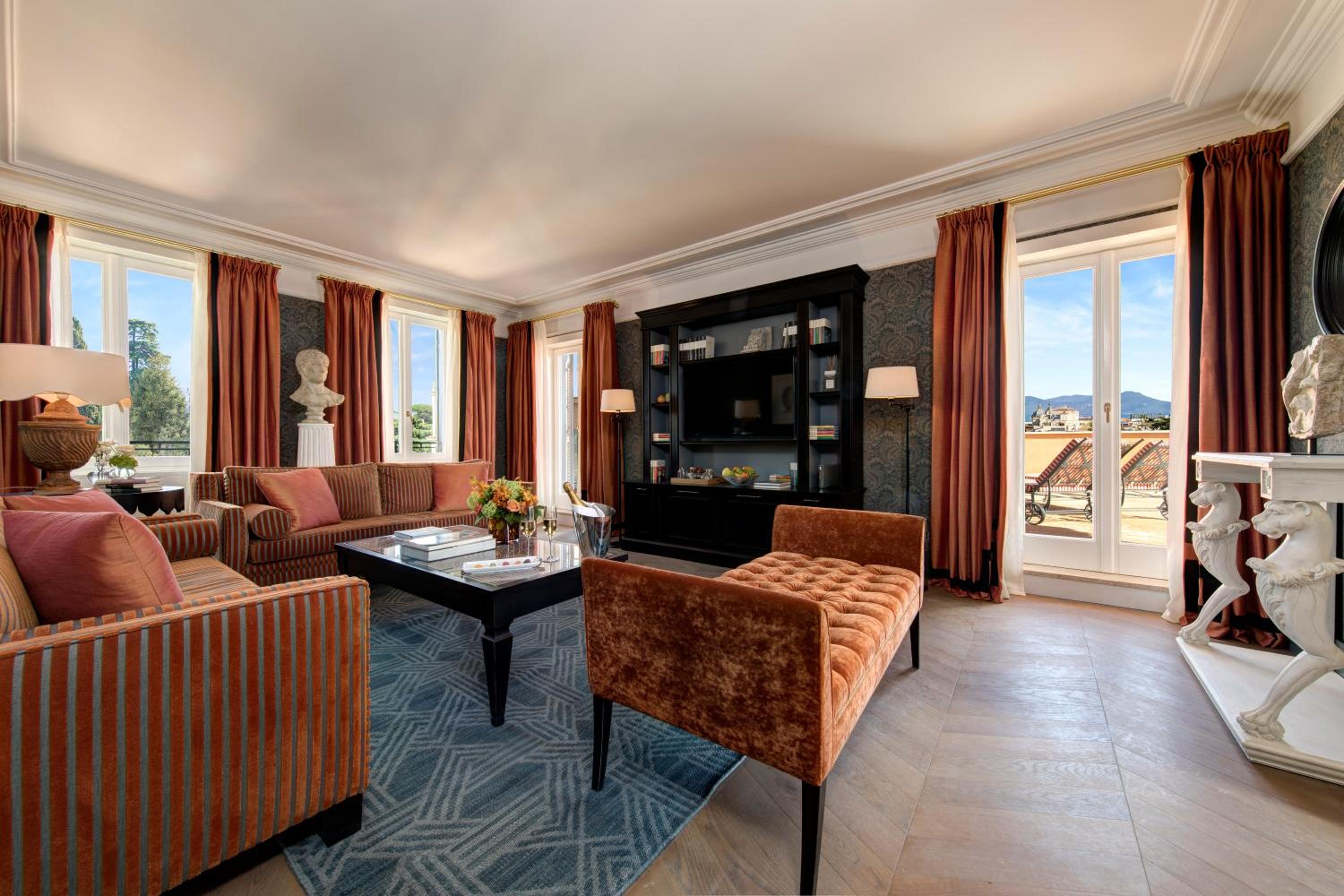 Presidential Suite thumbnail 5