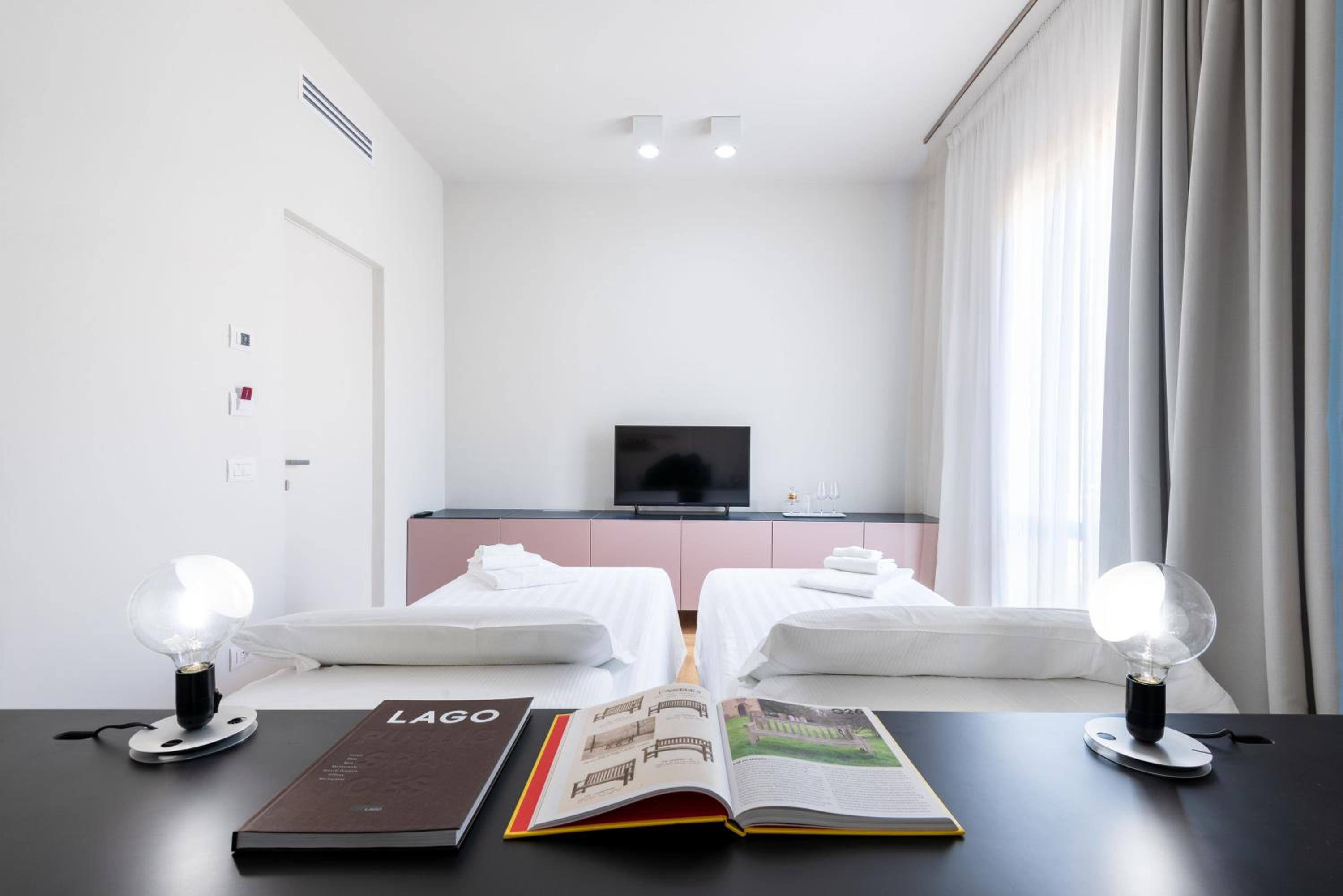 Double or Twin Room with Garden View - Photo 1