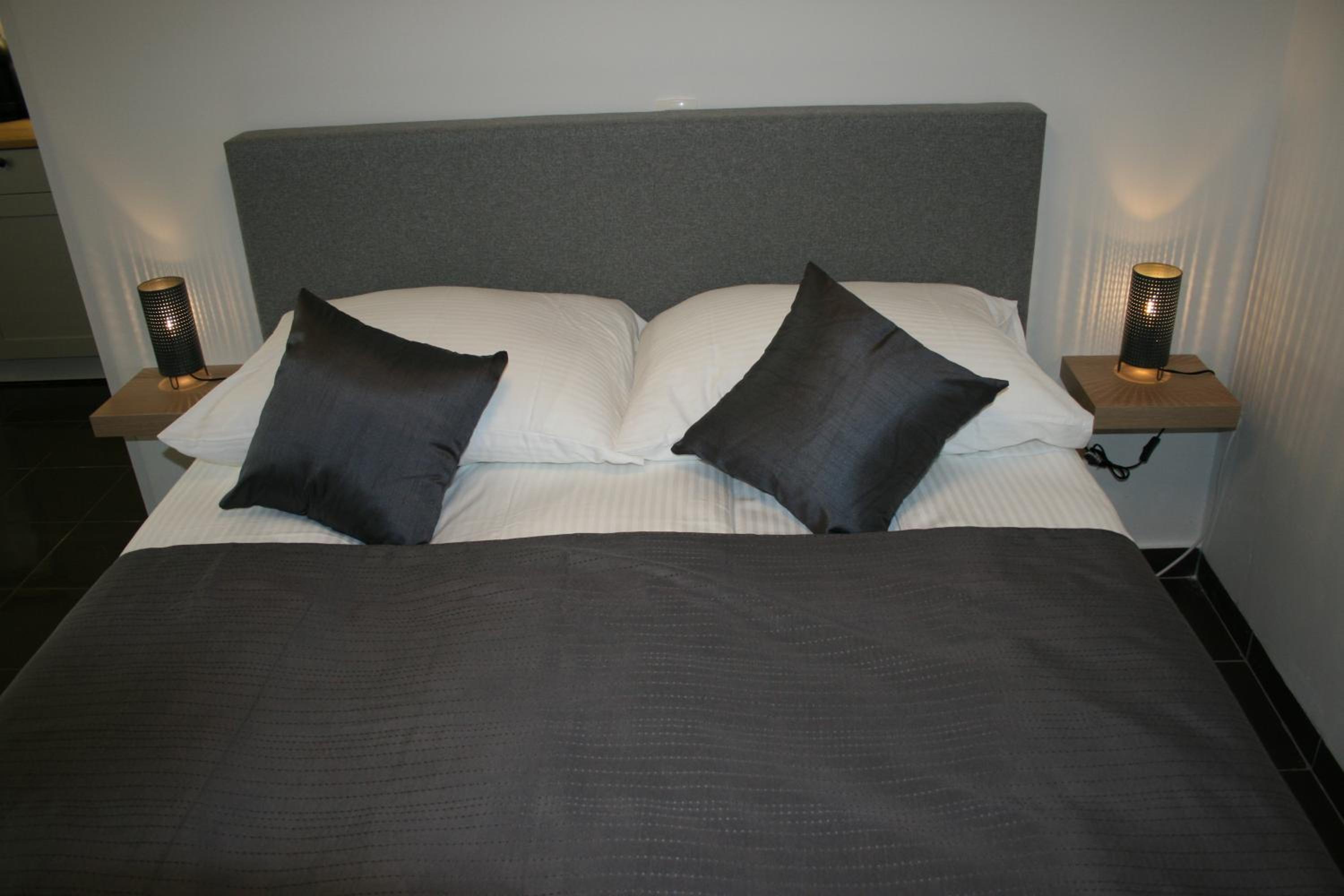 Apartment - Photo 5