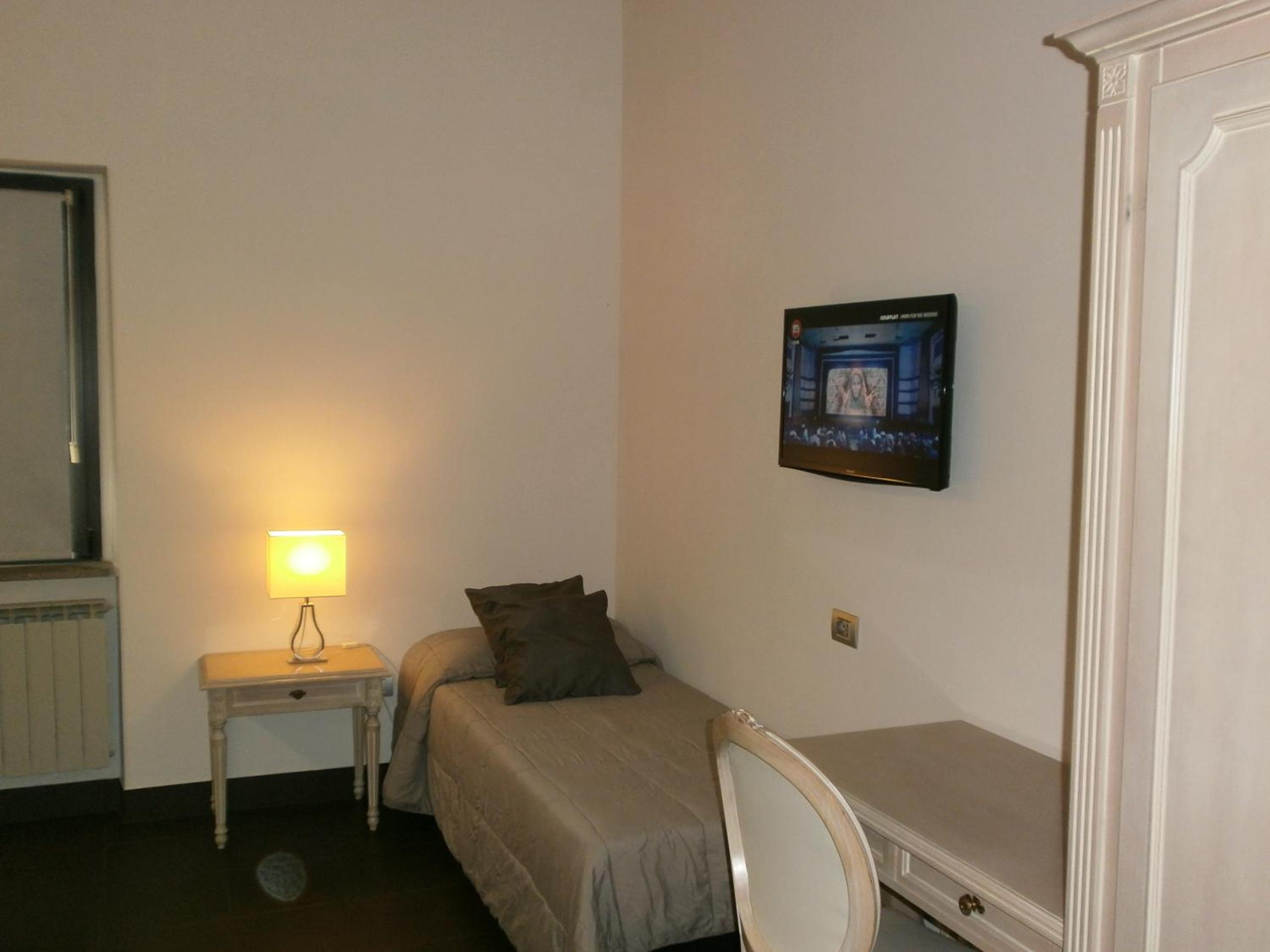 Deluxe Triple Room photo 1