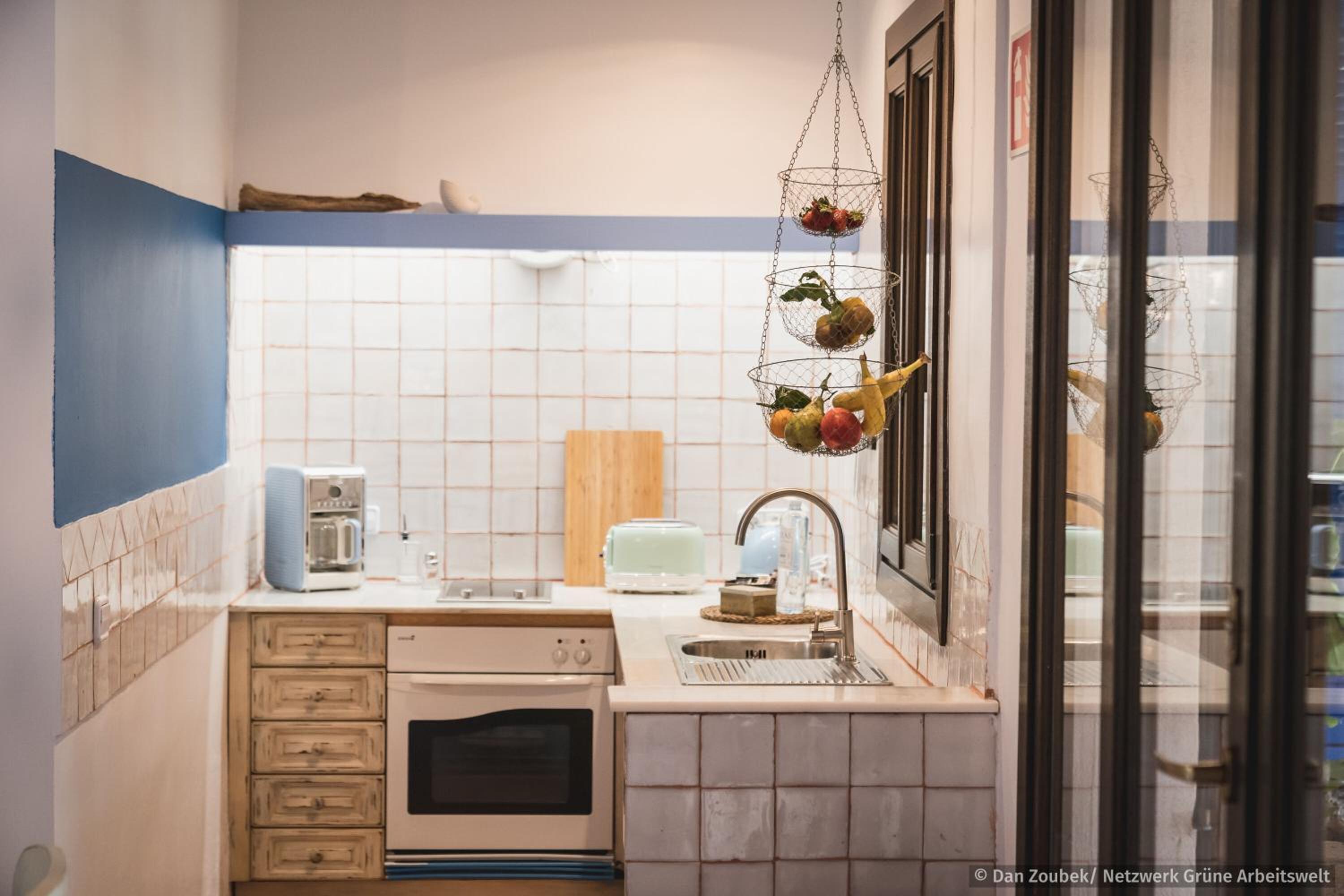 Two-Bedroom Apartment - Photo 9