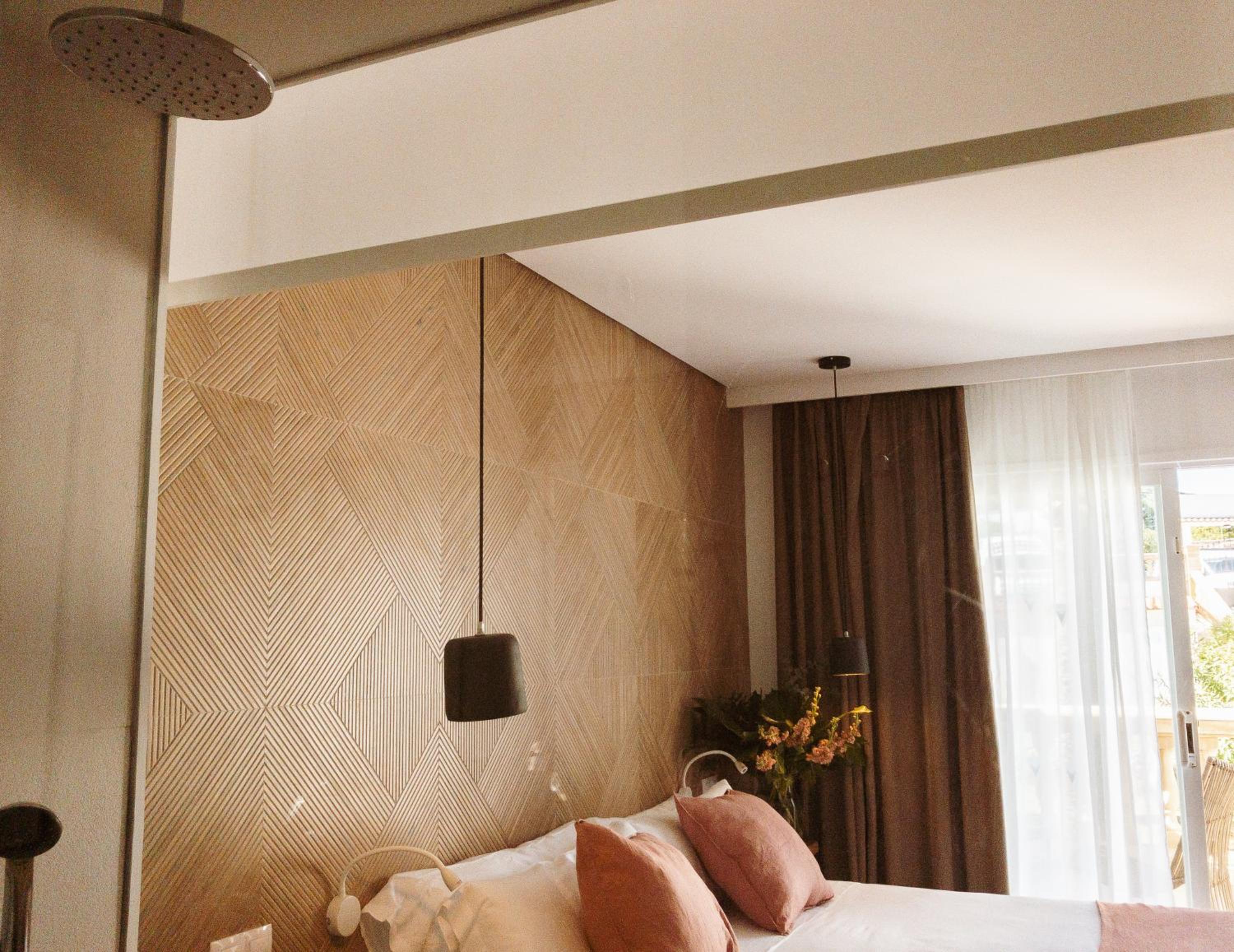 Double Room - Photo 14