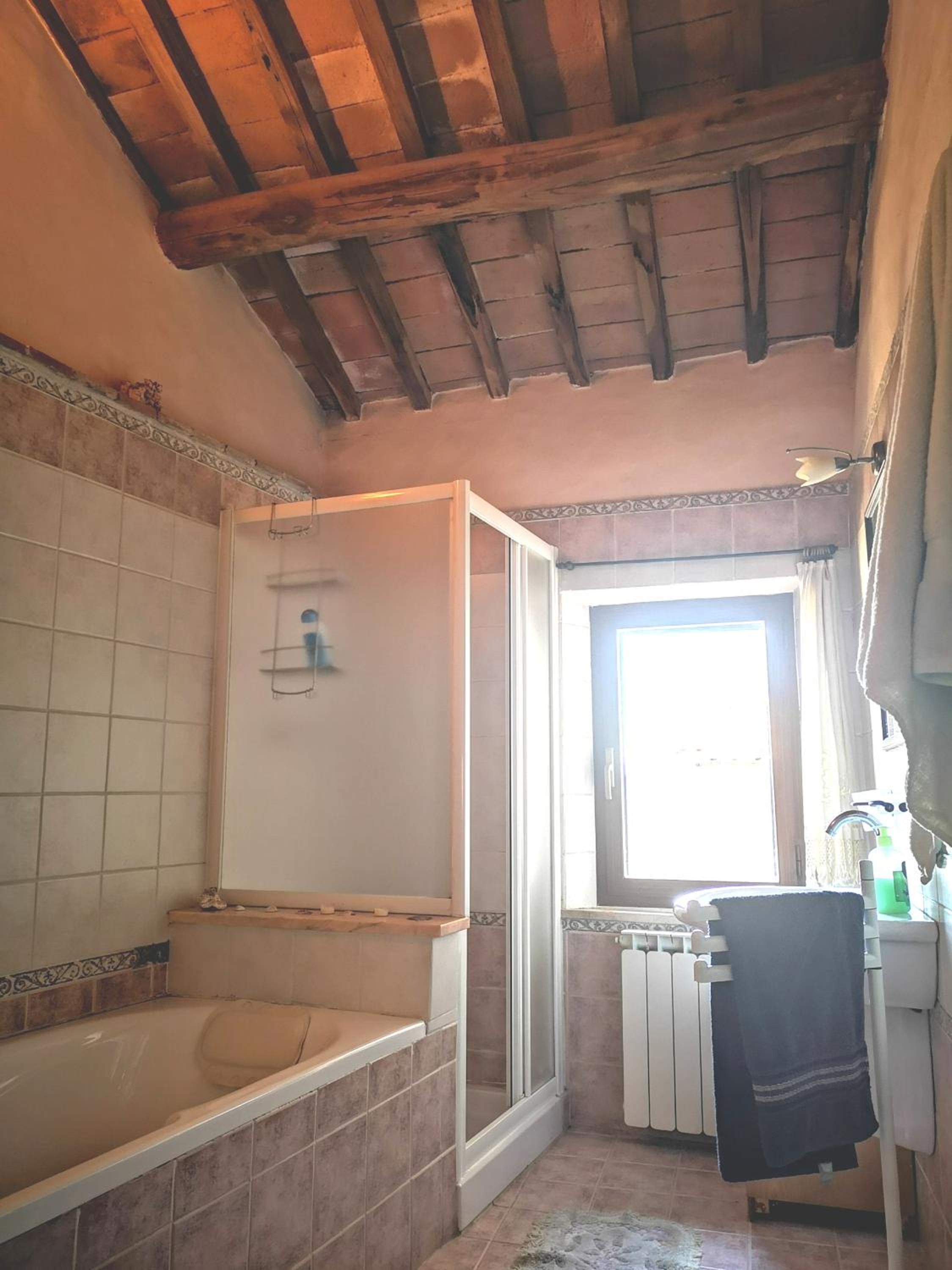 Double Room with Private External Bathroom photo 2