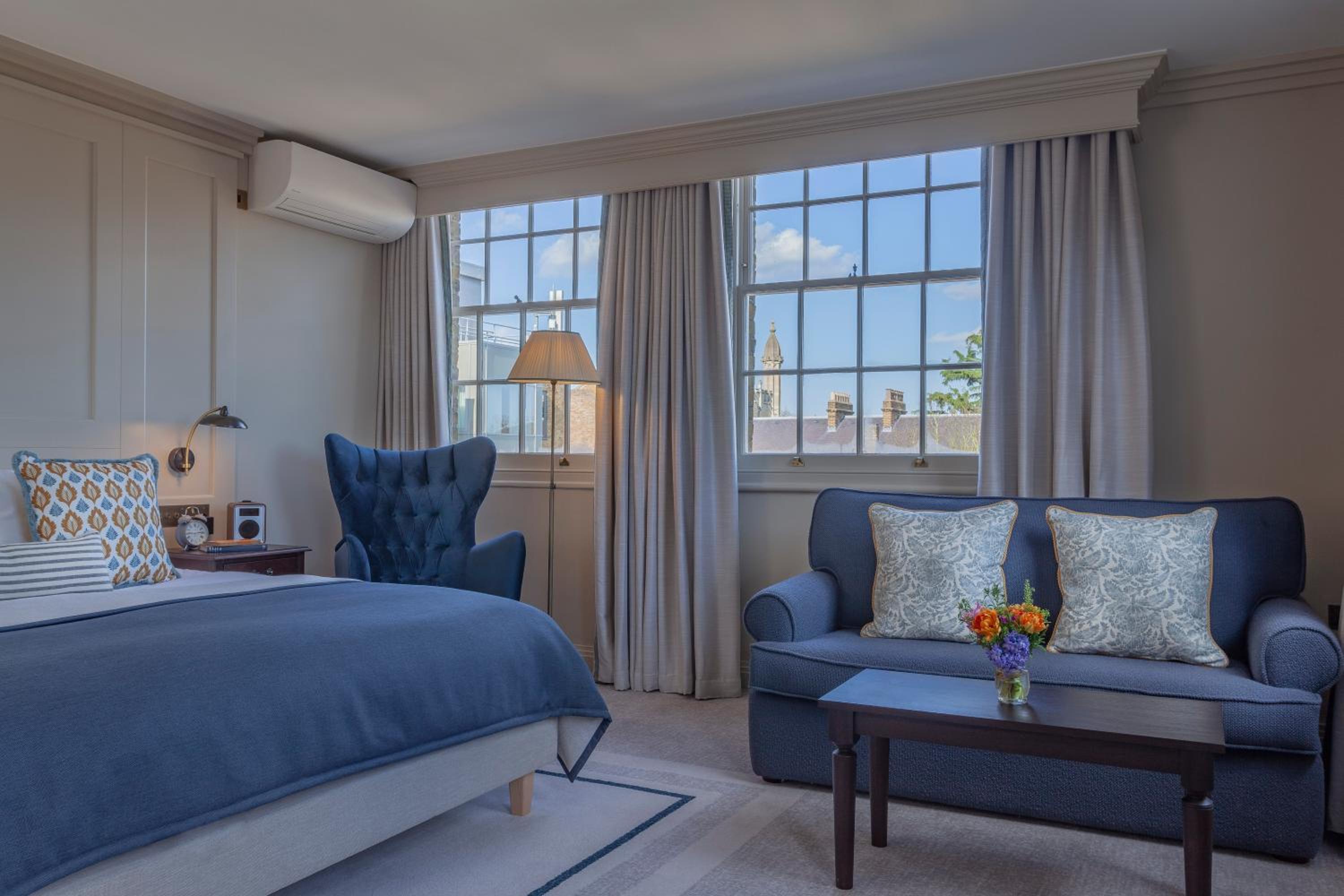 Georgian Junior Suite - Photo 8