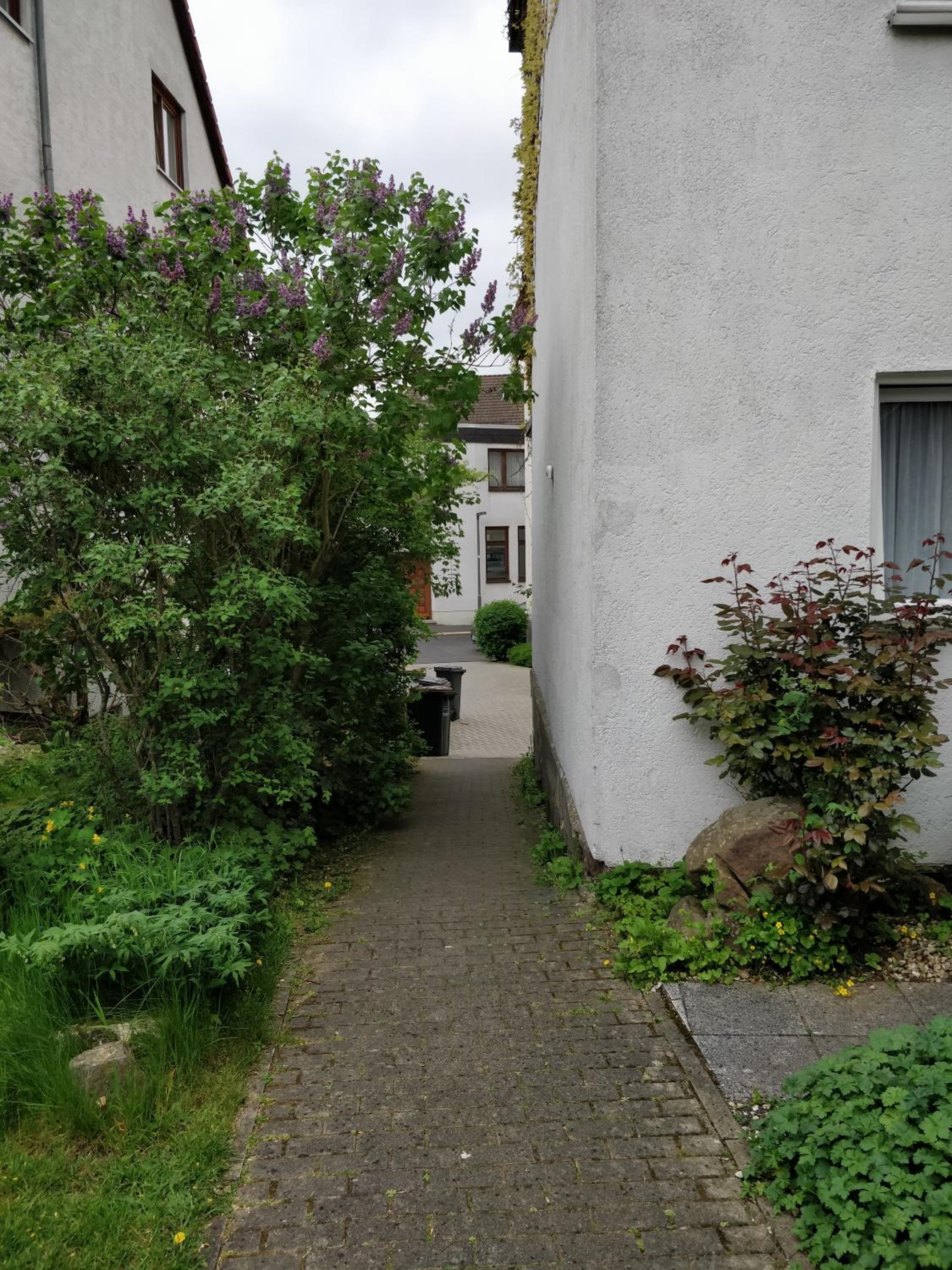 Apartment - Split Level - Photo 14
