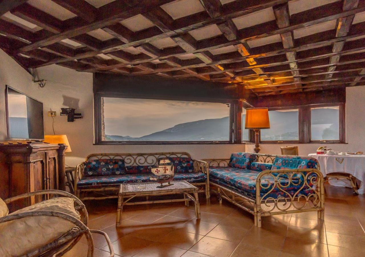 Deluxe Suite With Terrace And Sea View