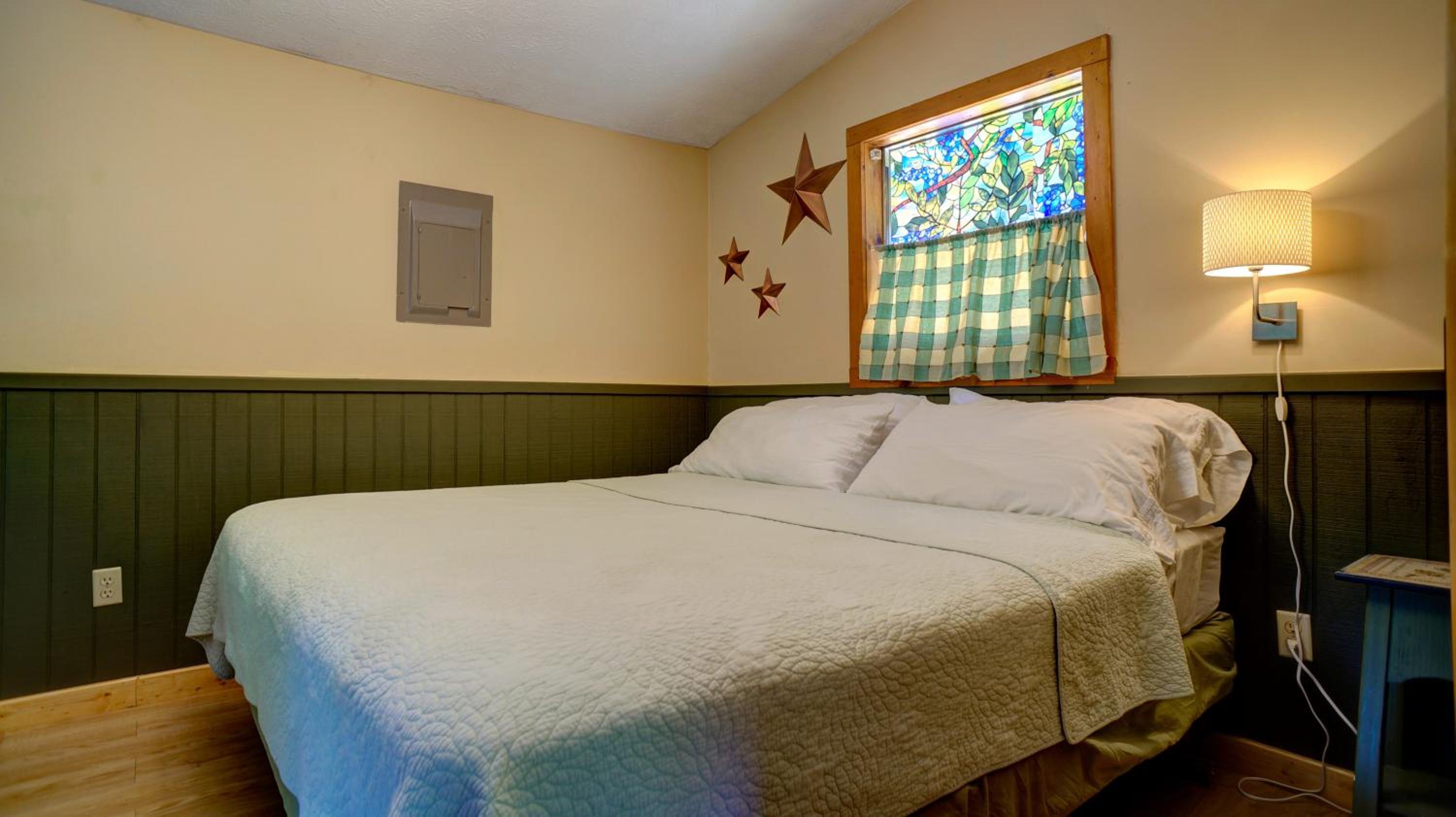 One-Bedroom House (Owls Perch) photo 3