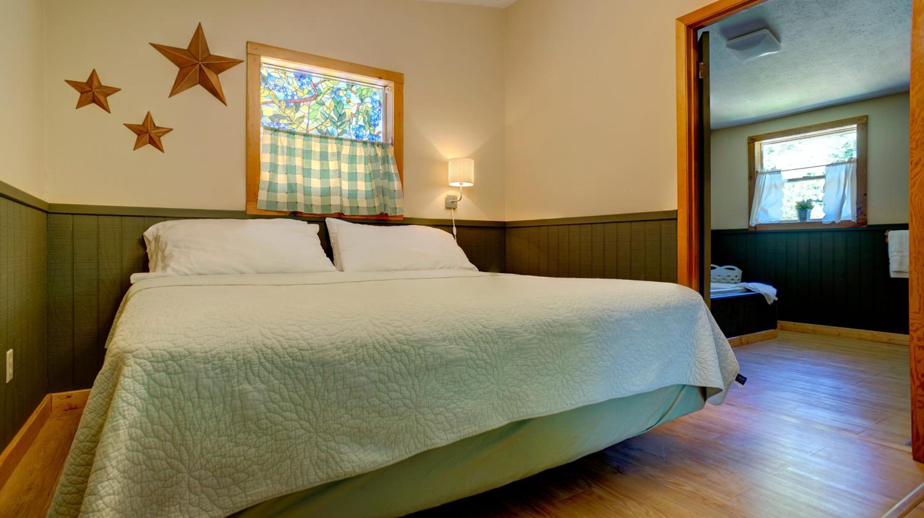 One-Bedroom House (Hawks Peak) photo 2