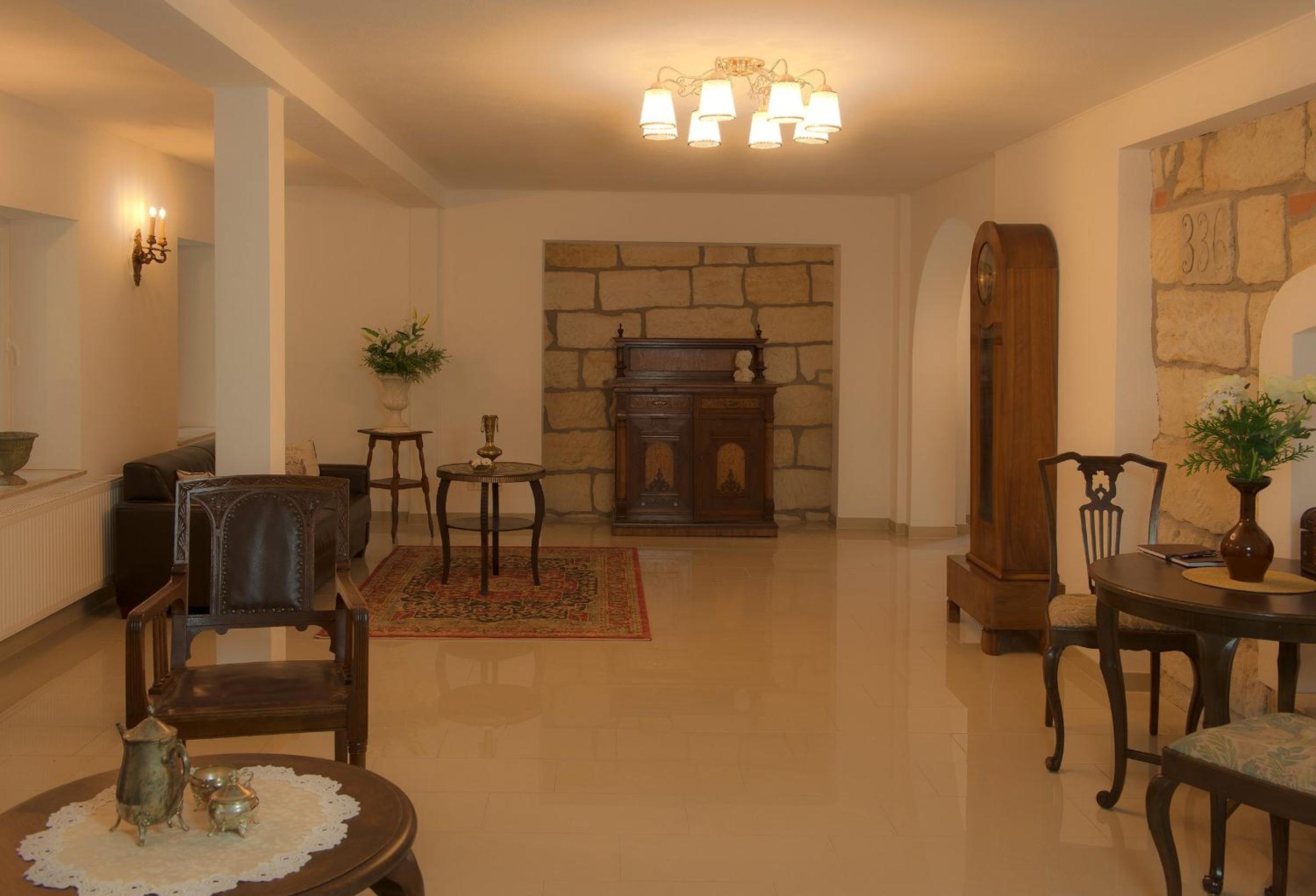 Apartment - Photo 5