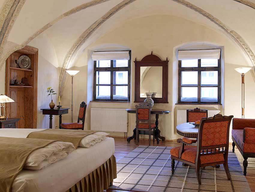 Deluxe Double or Twin Room photo 1