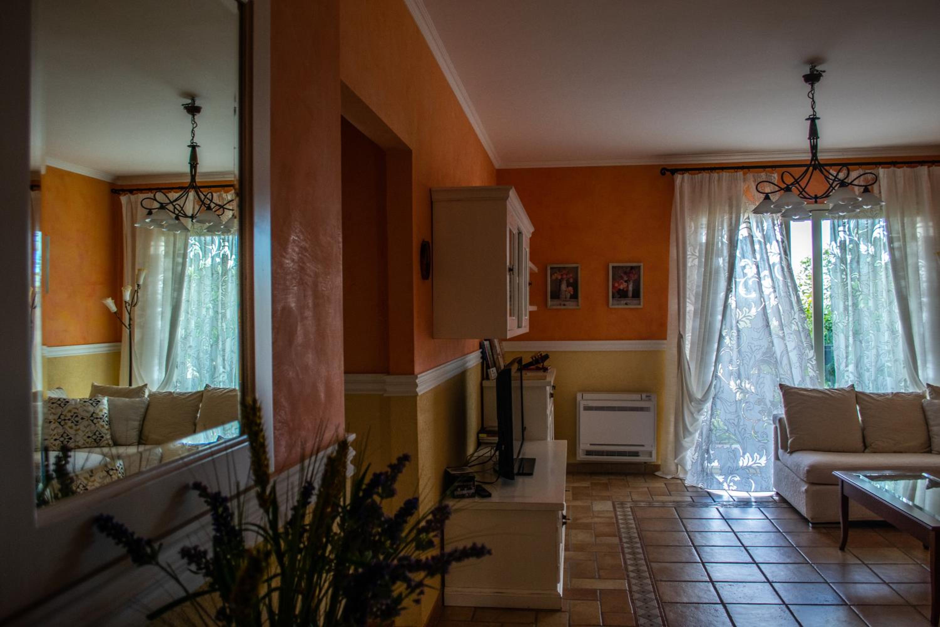 Two-Bedroom Villa - Photo 7