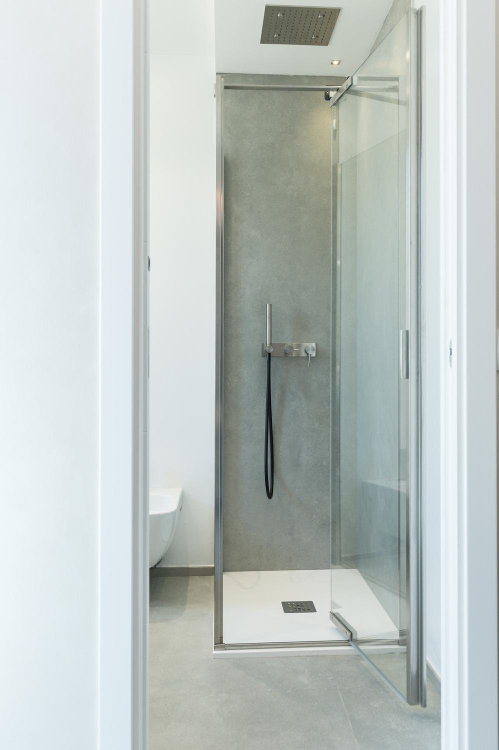 Superior Double or Twin Room with Side Sea View - Photo 4