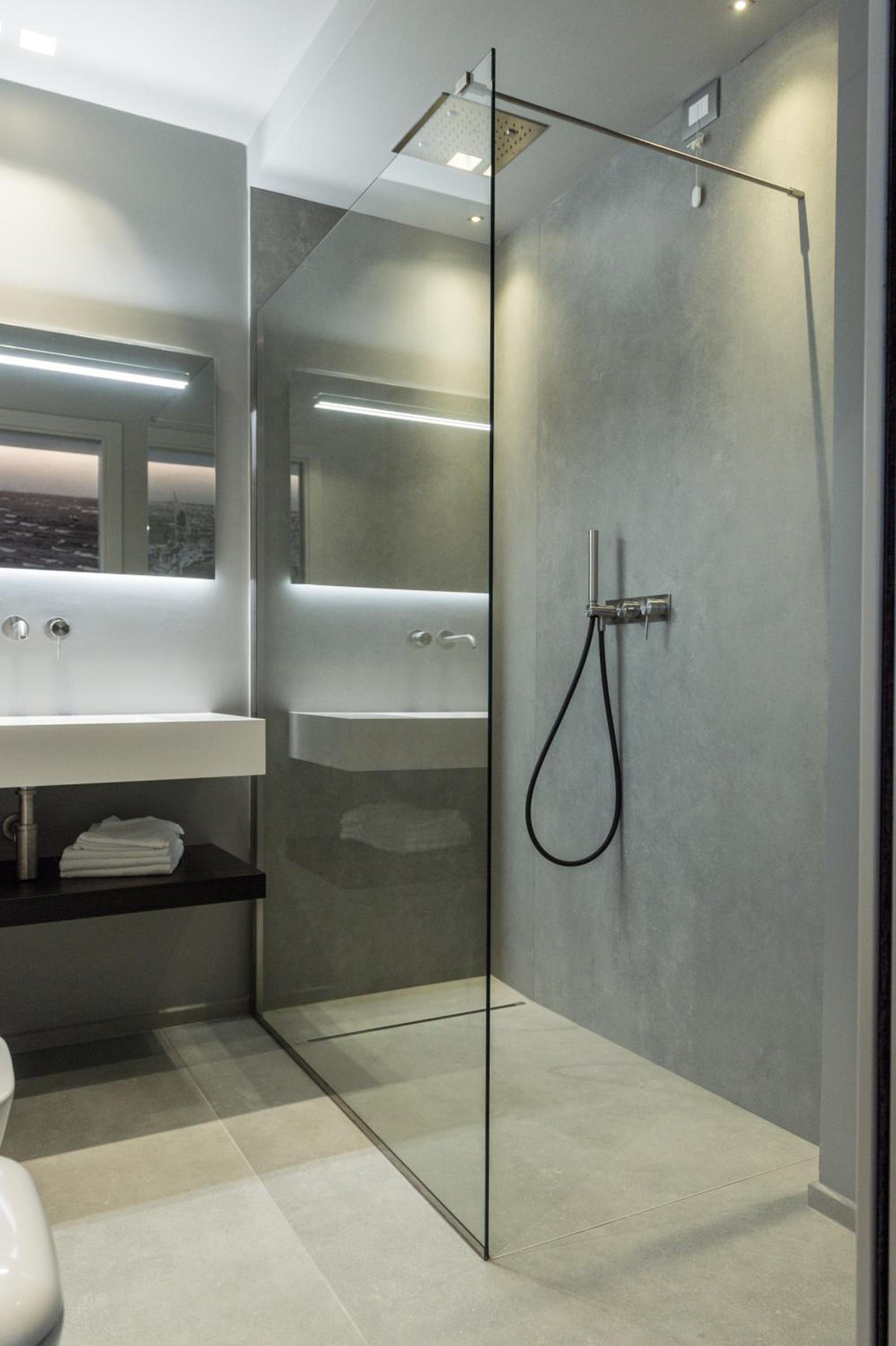 Superior Triple Room with Side Sea View - Photo 2
