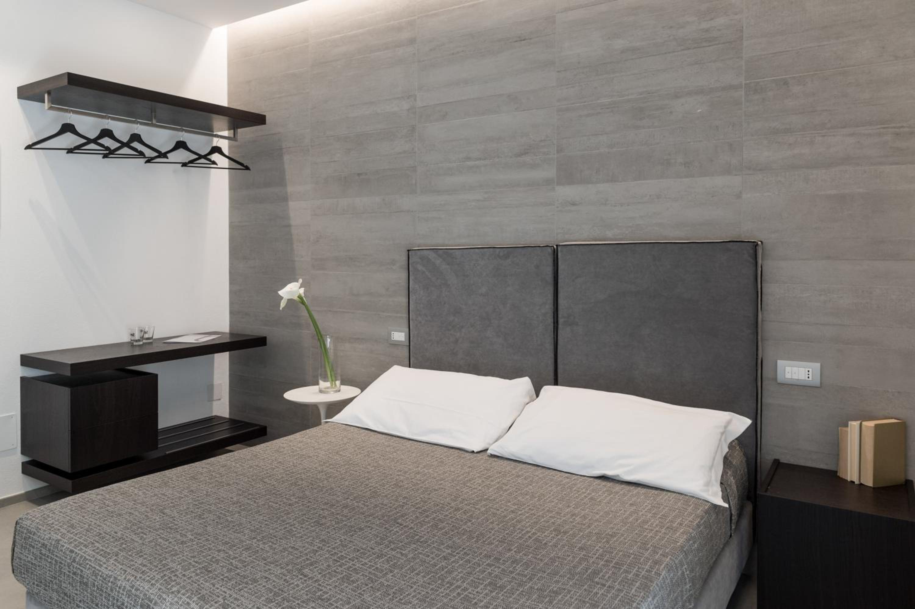 Superior Double or Twin Room with Side Sea View - Photo 6