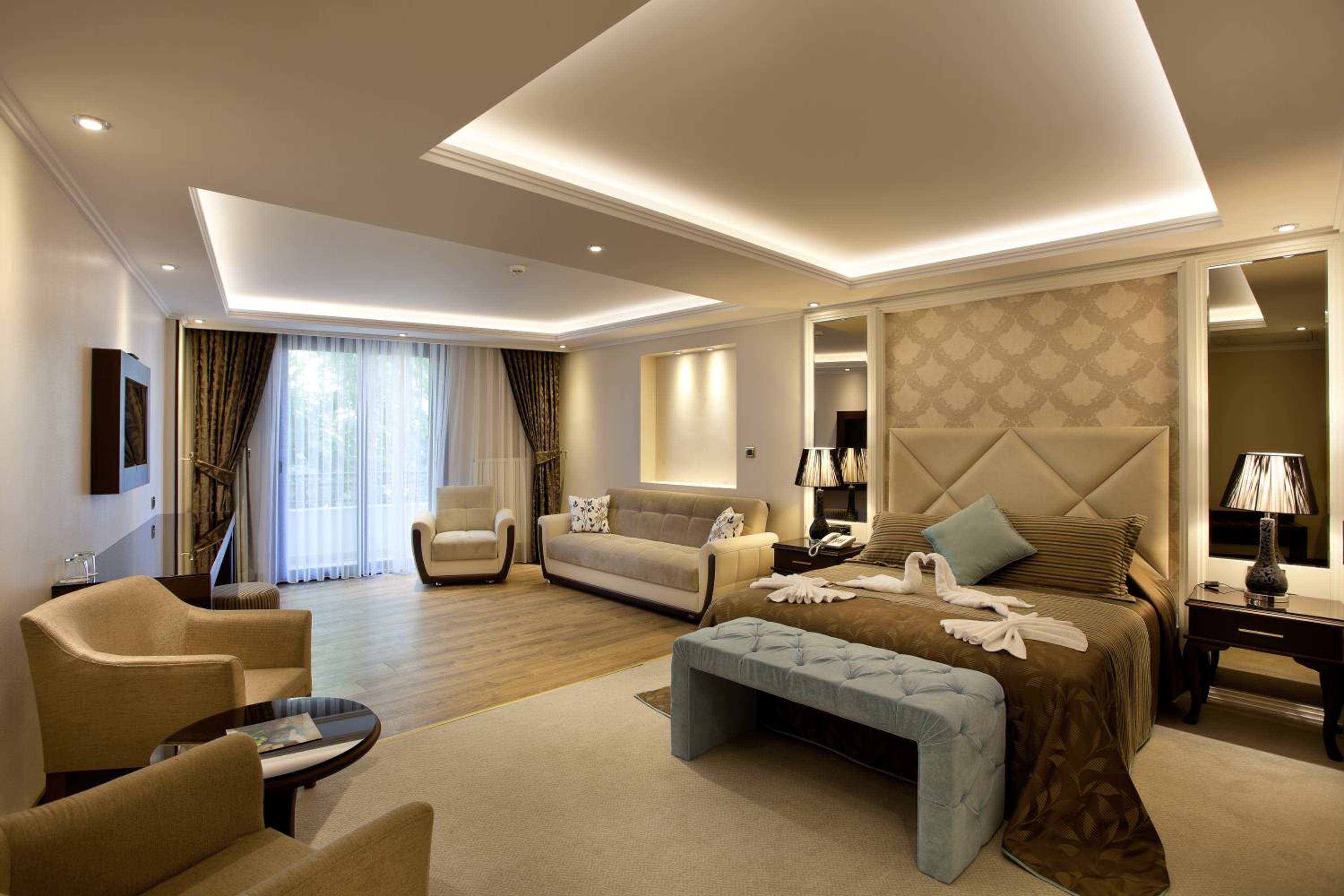 Standard Suite - Photo 1