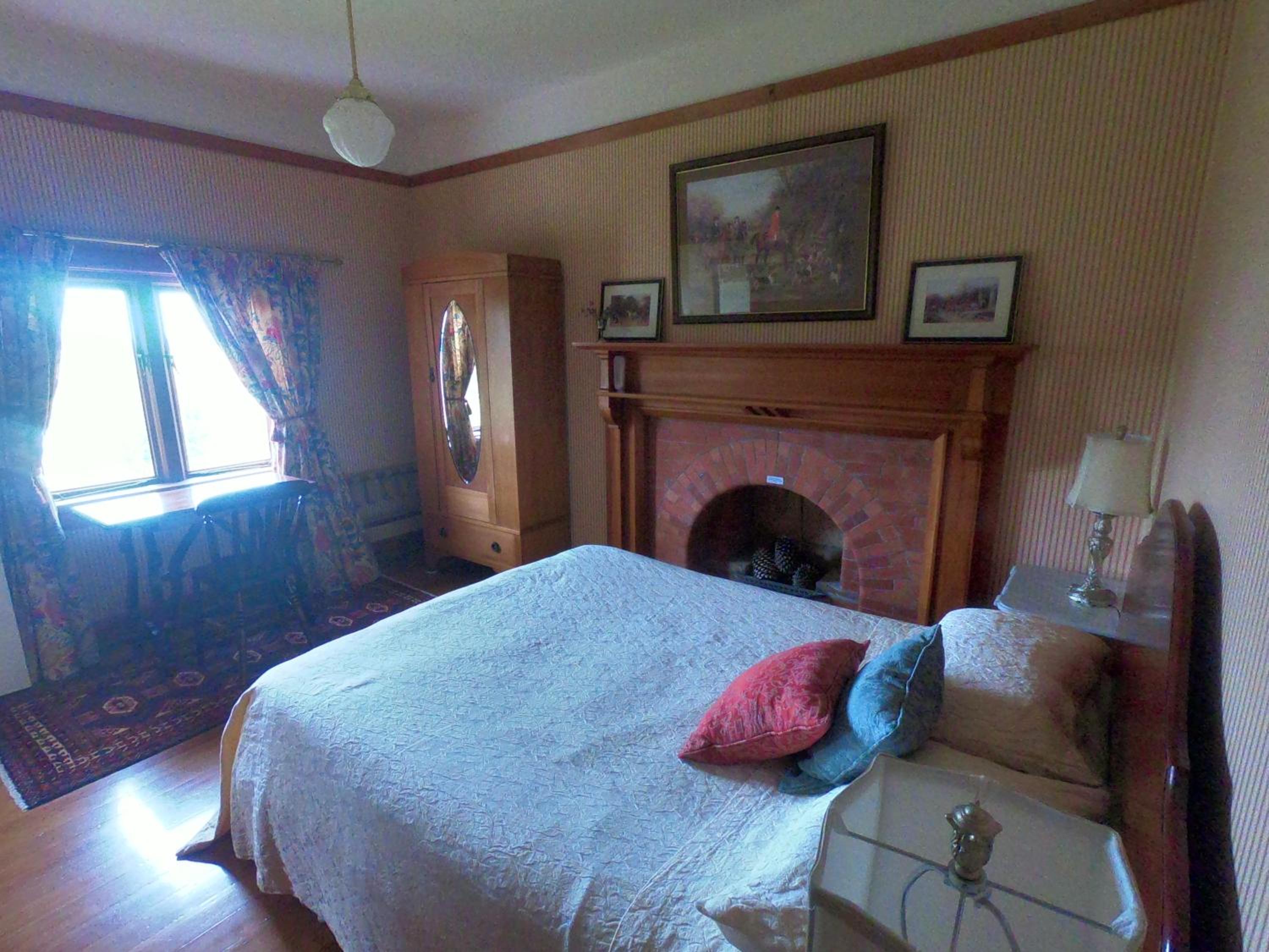 Classic Queen Room photo 3