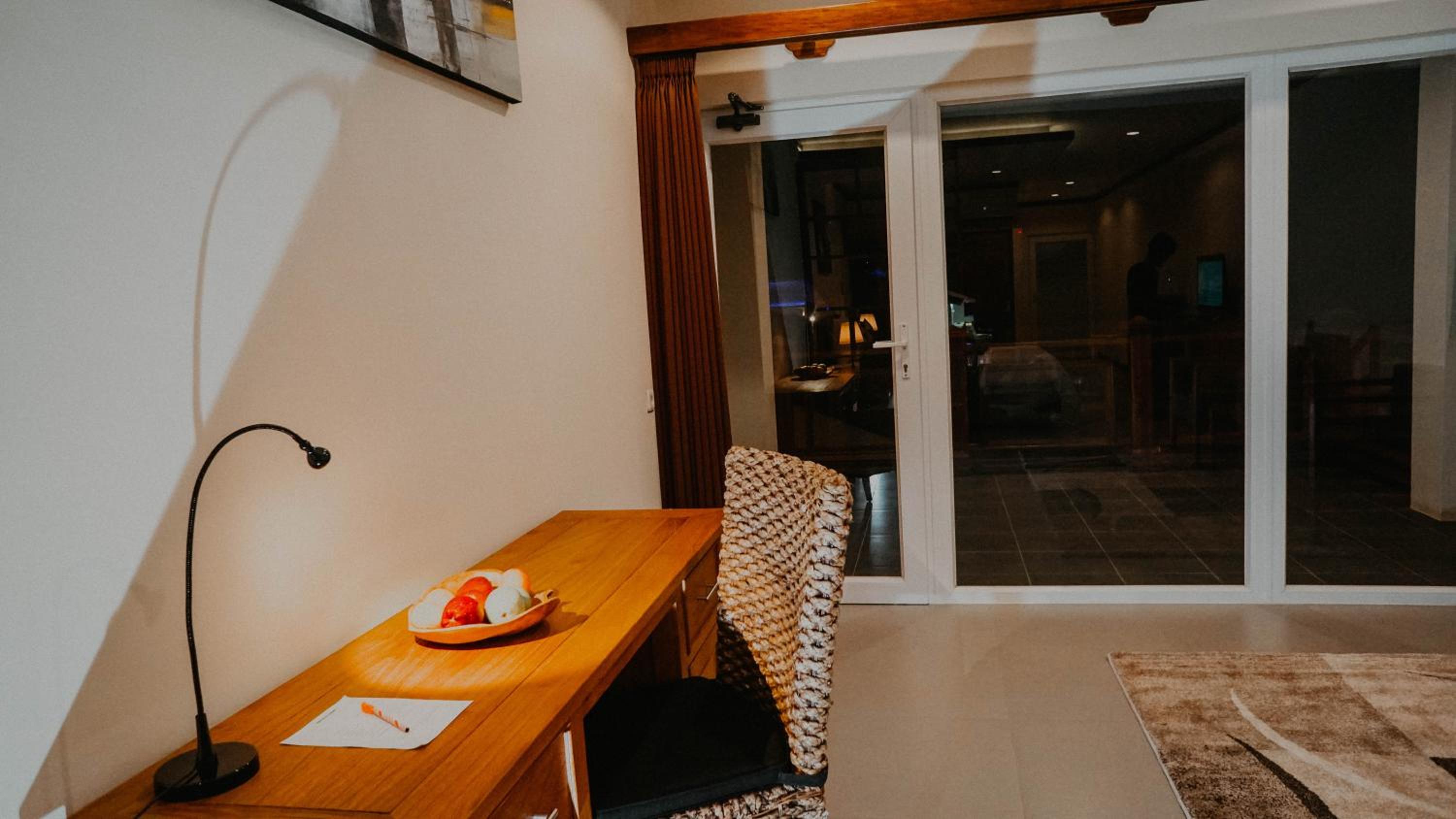 Studio Apartment - Photo 9