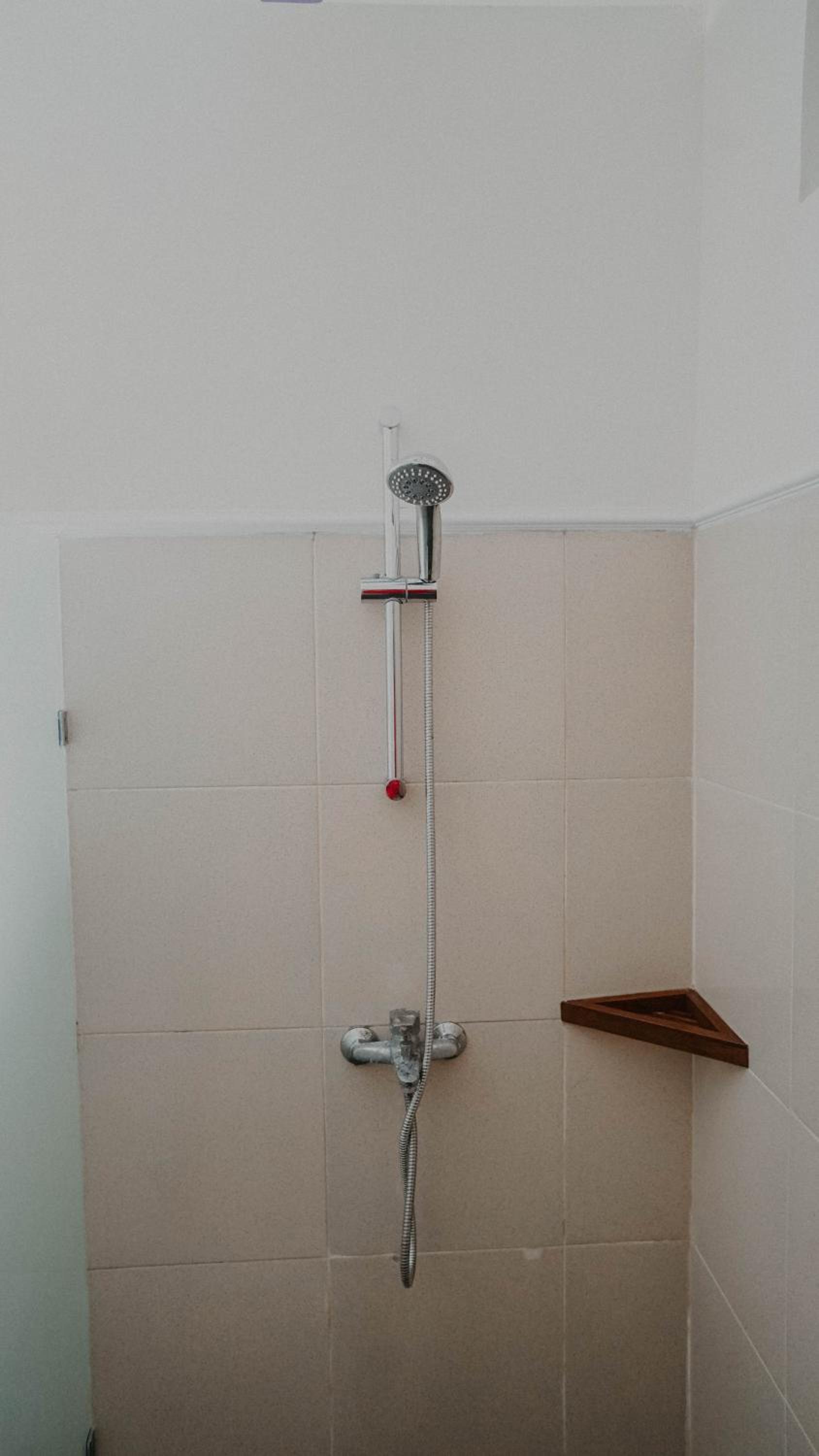 Studio Apartment - Photo 12