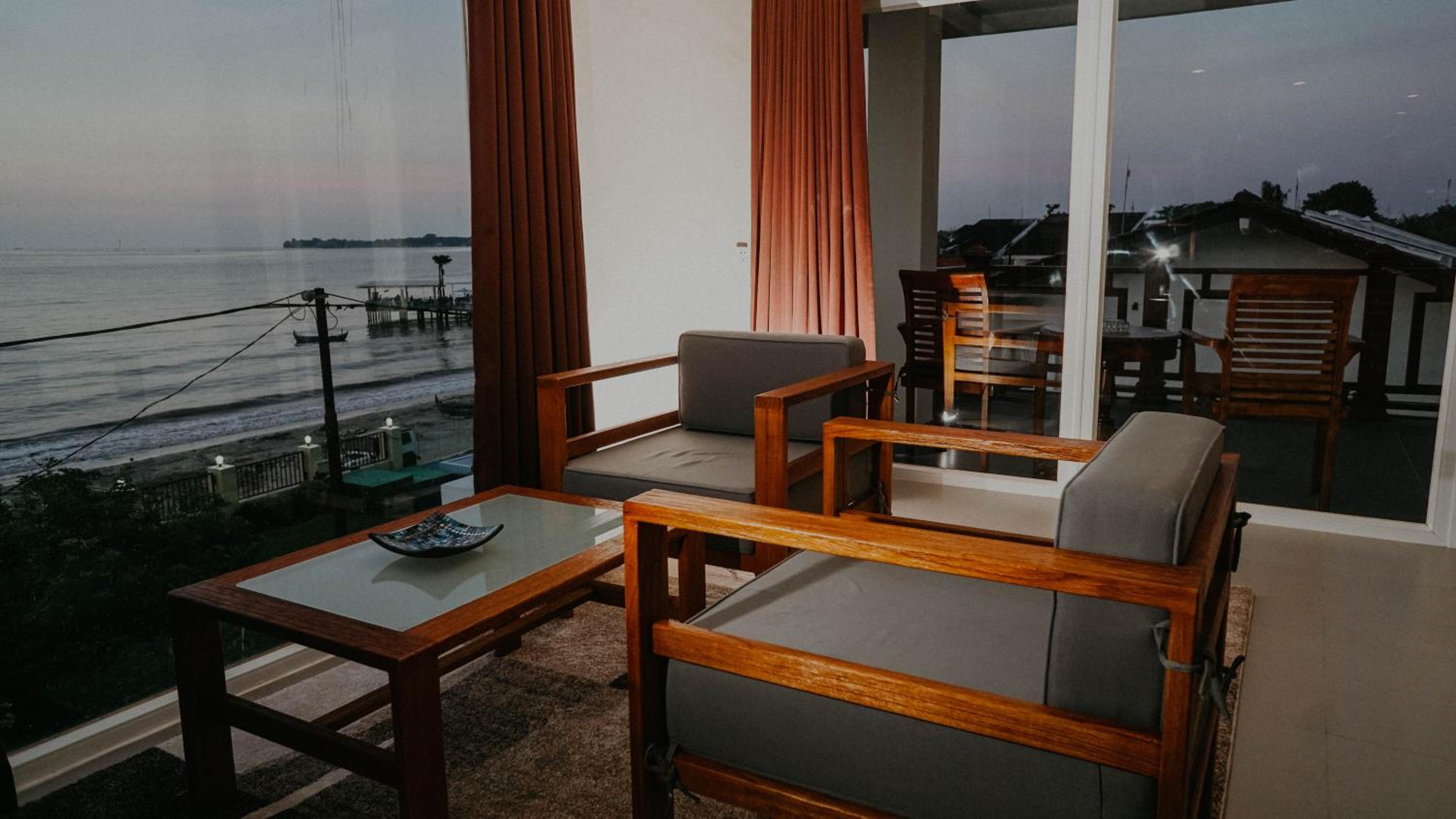 Studio Apartment with Sea View photo 3