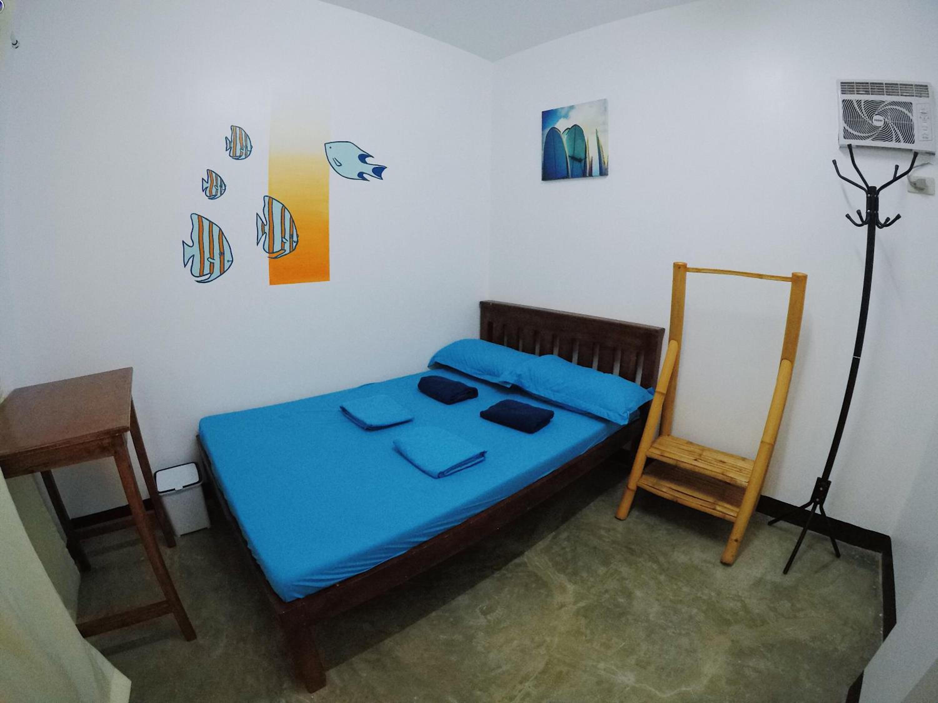 Budget Double Room - Photo 3