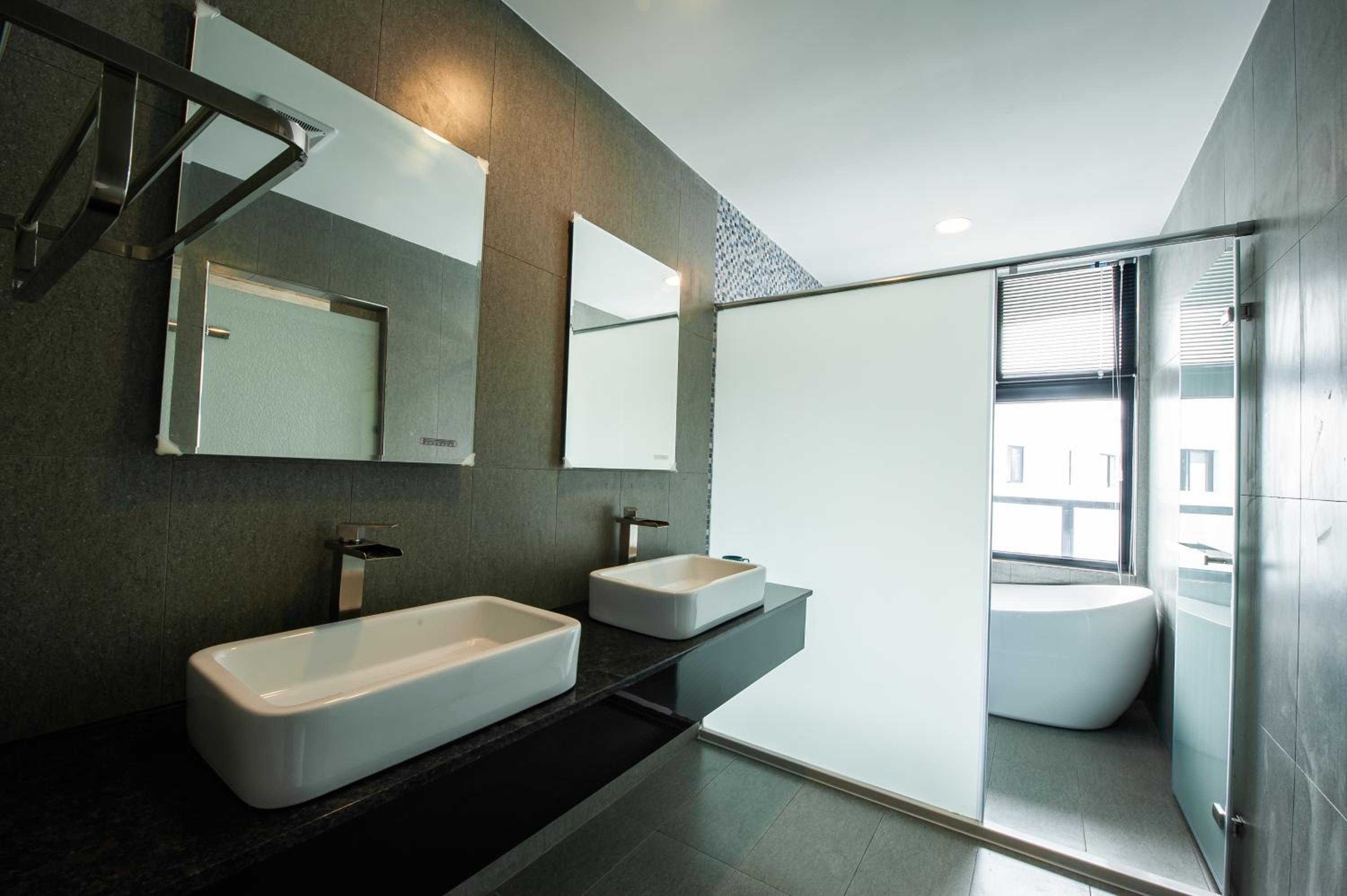 Deluxe Double or Twin Room with Balcony photo 2