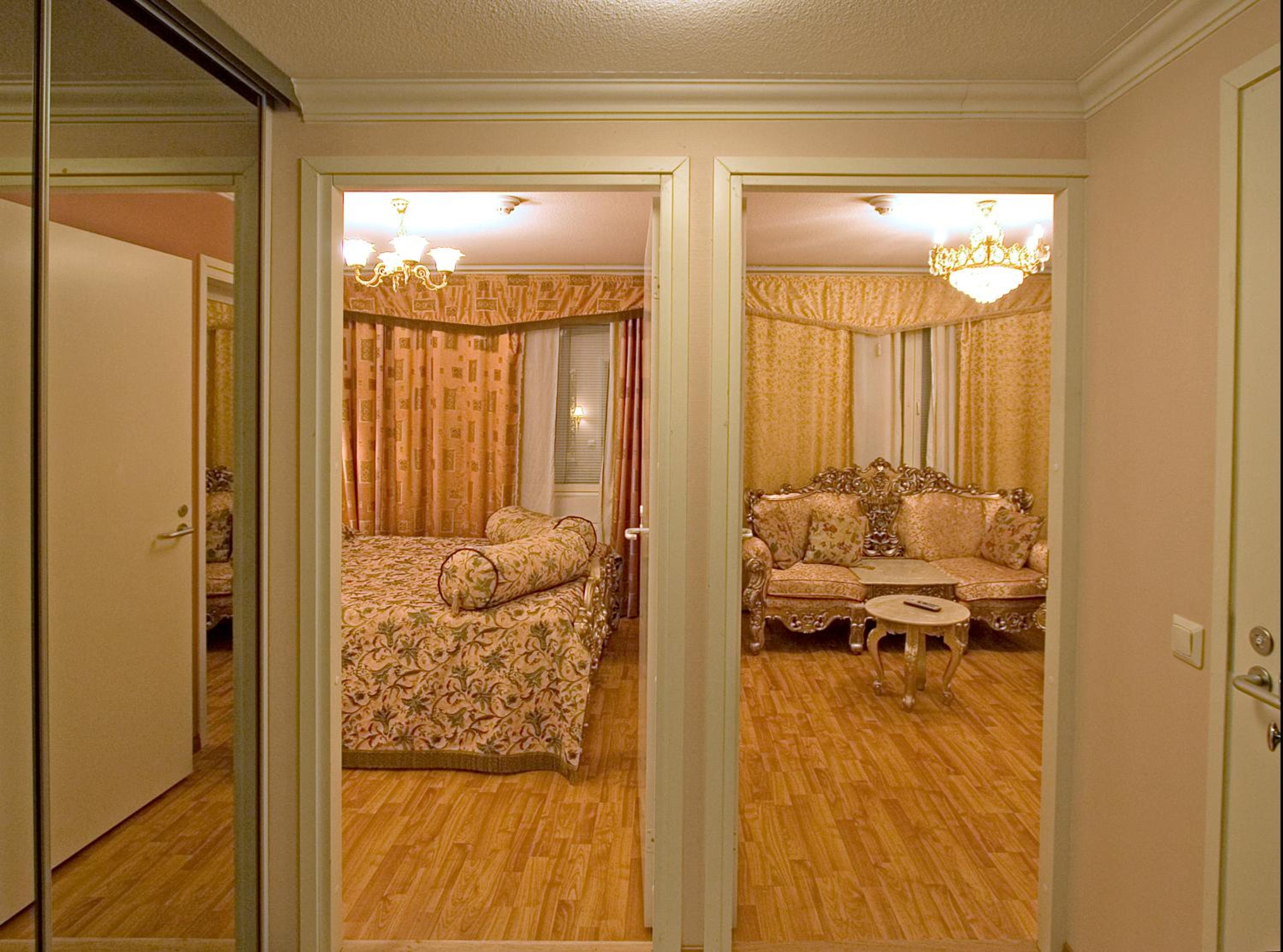 Suite - Photo 4