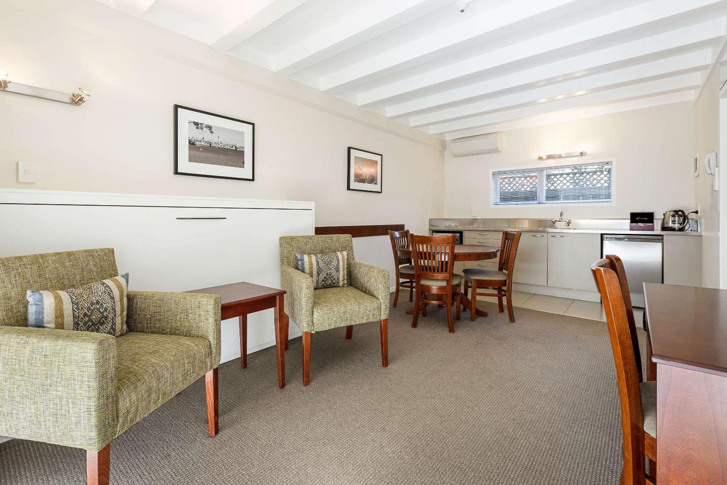 One-Bedroom Apartment (Accessible) - Photo 1
