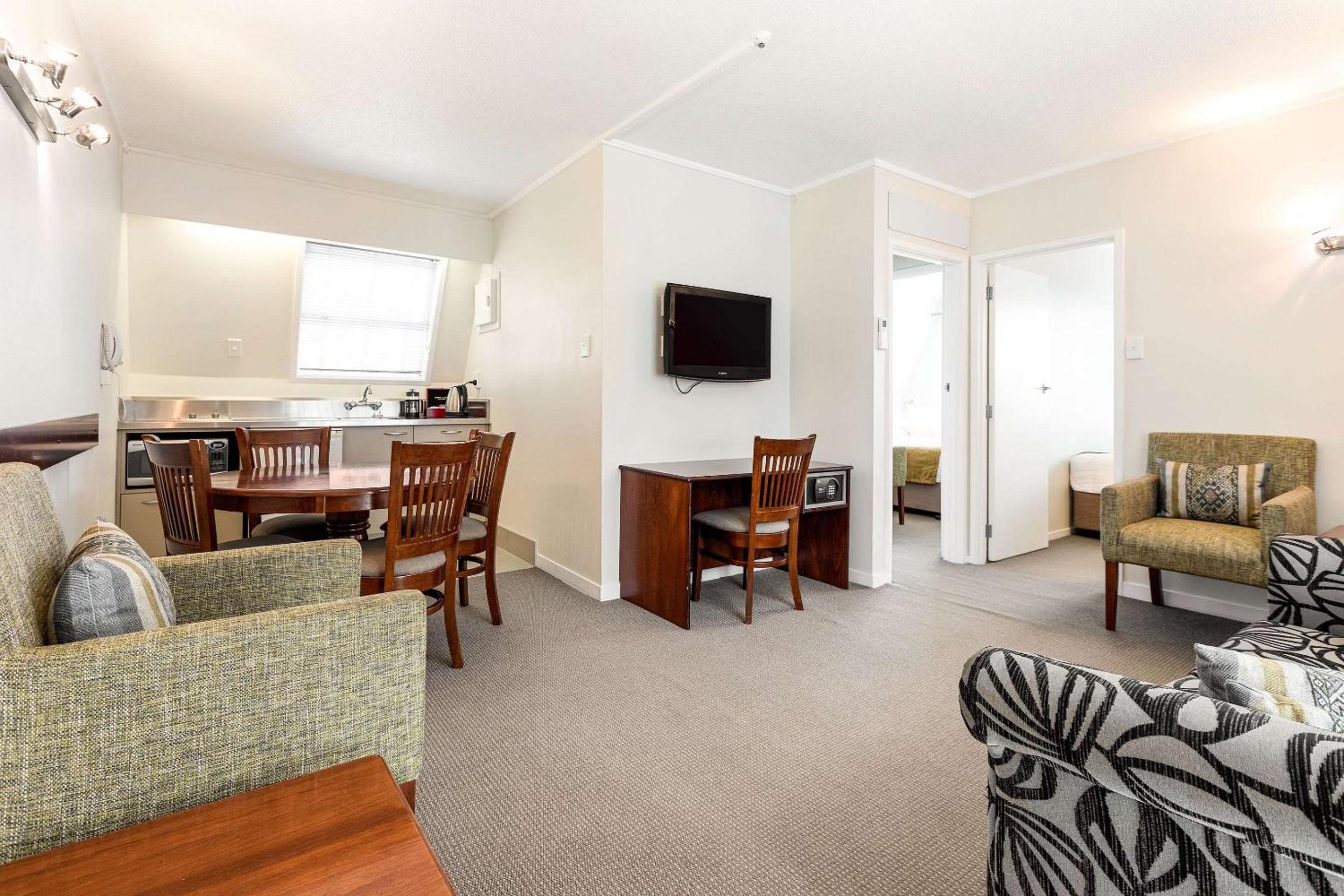 Two-Bedroom Apartment - Photo 1