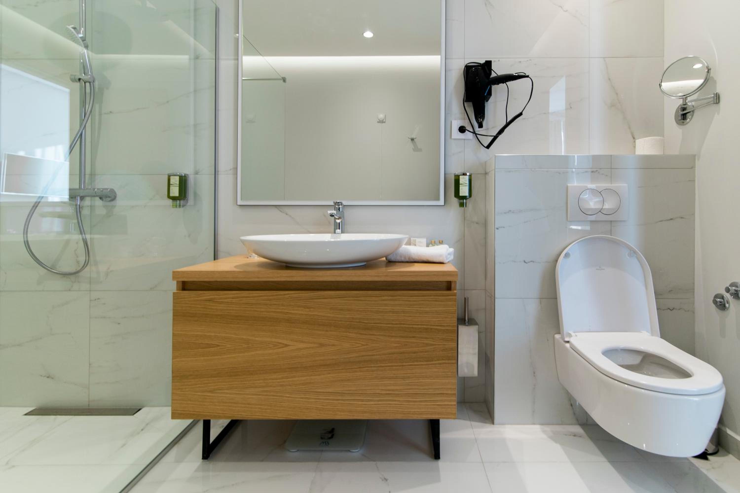 Deluxe Double or Twin Room - Photo 2