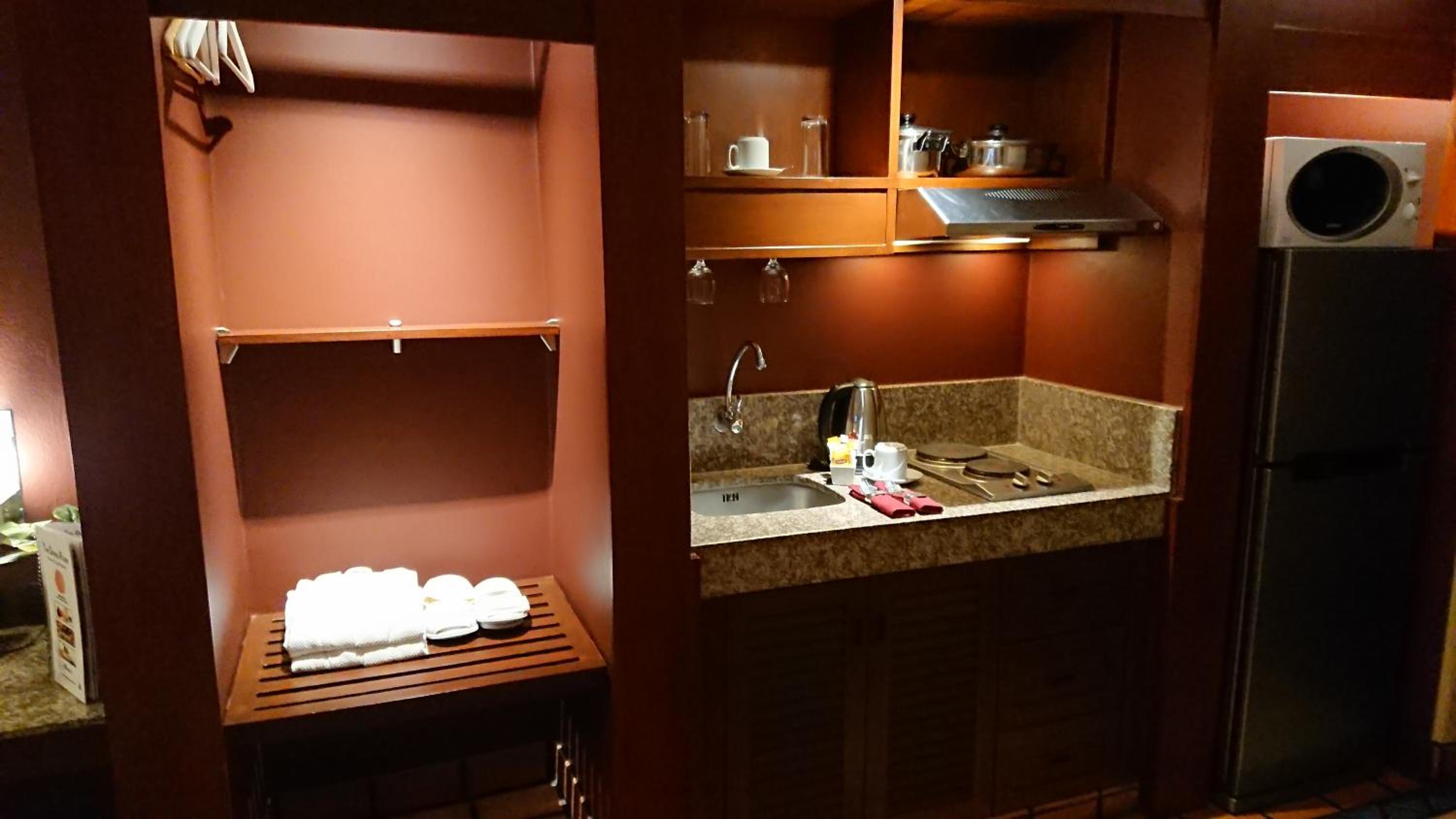 Studio Suite - Photo 4