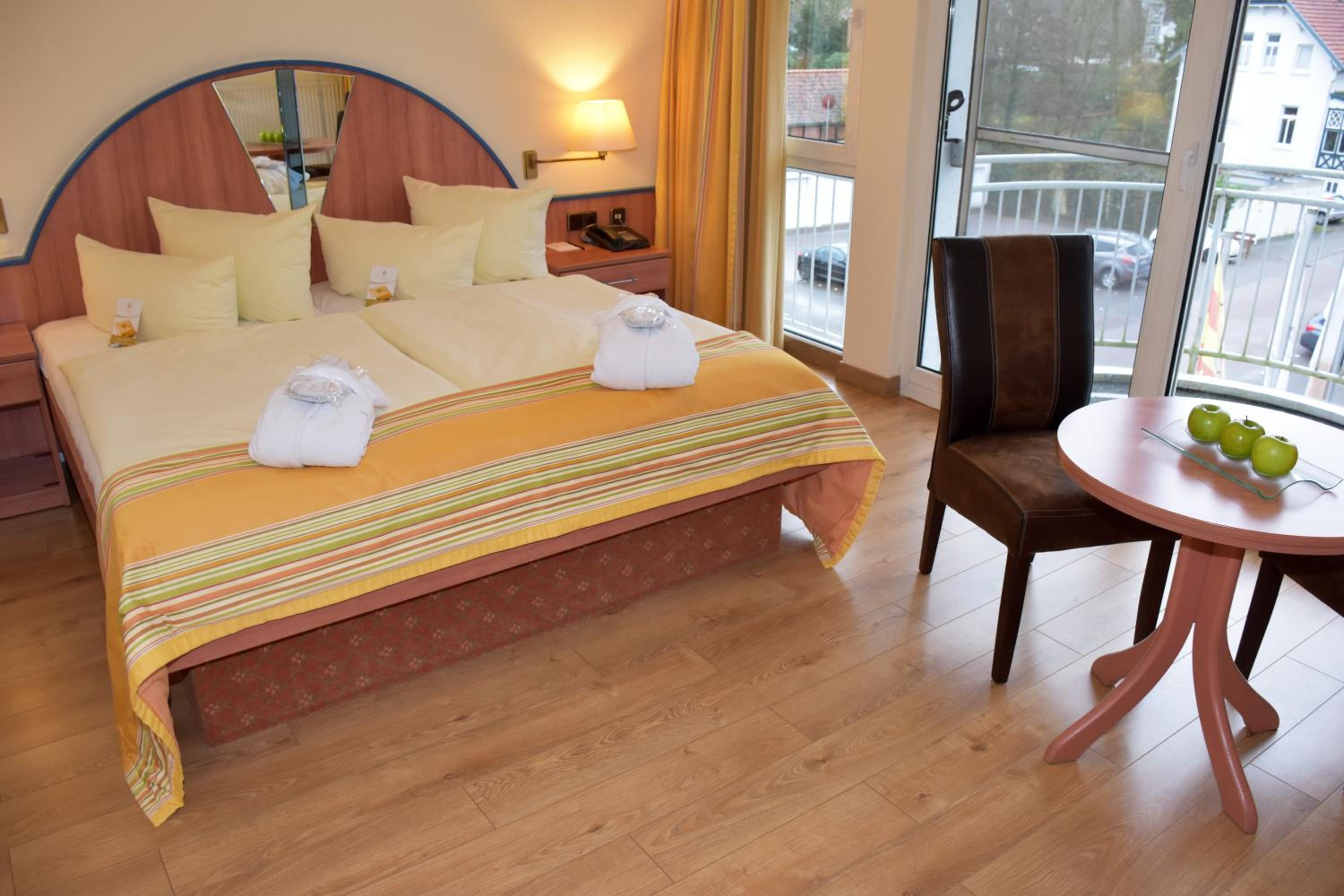 Standard Double Room - Photo 8