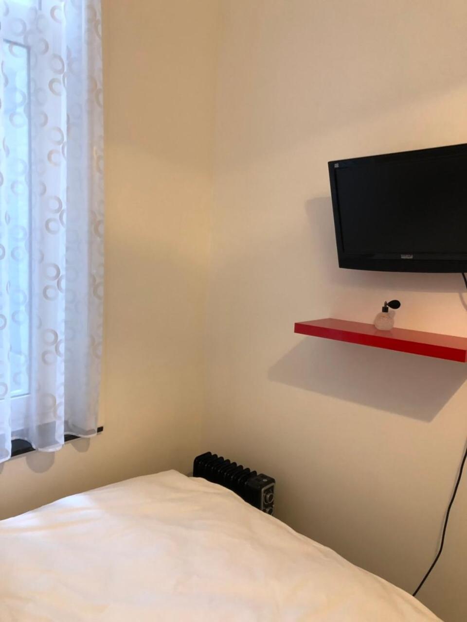 Deluxe Twin Room photo 2