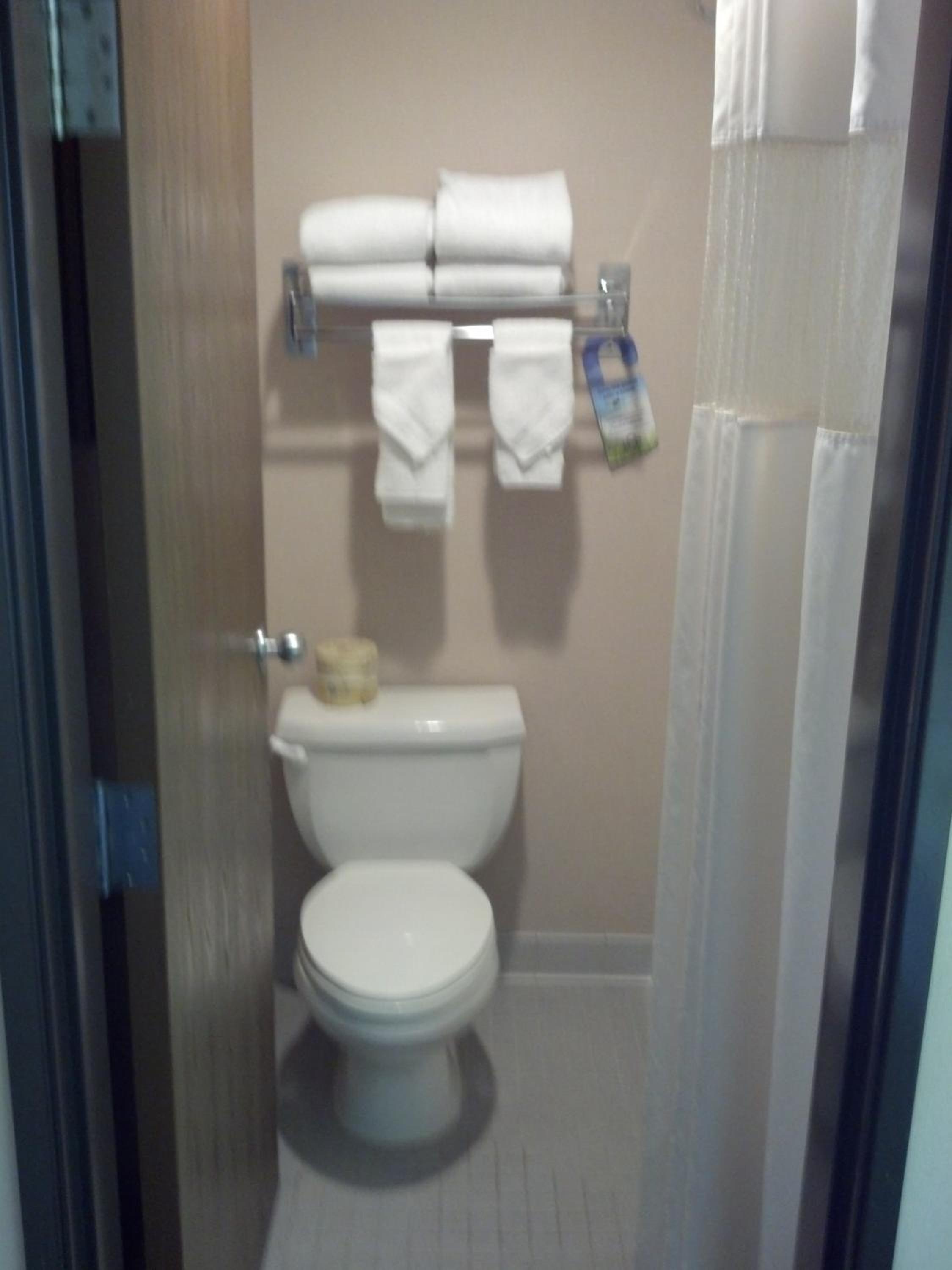 Deluxe King Studio Suite - Non-Smoking - Photo 5