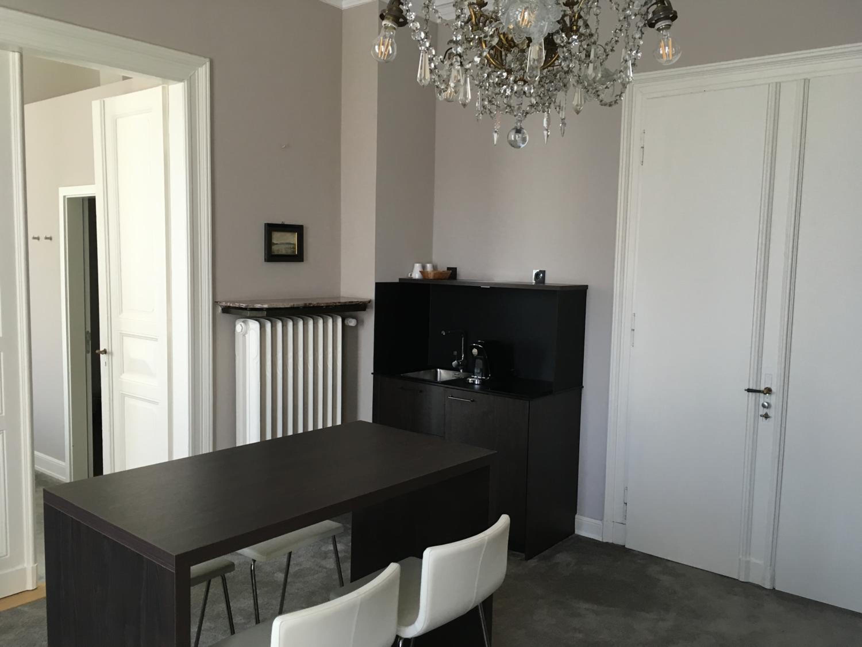 Suite - Photo 6