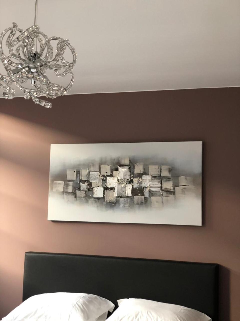 Deluxe Family Room photo 2