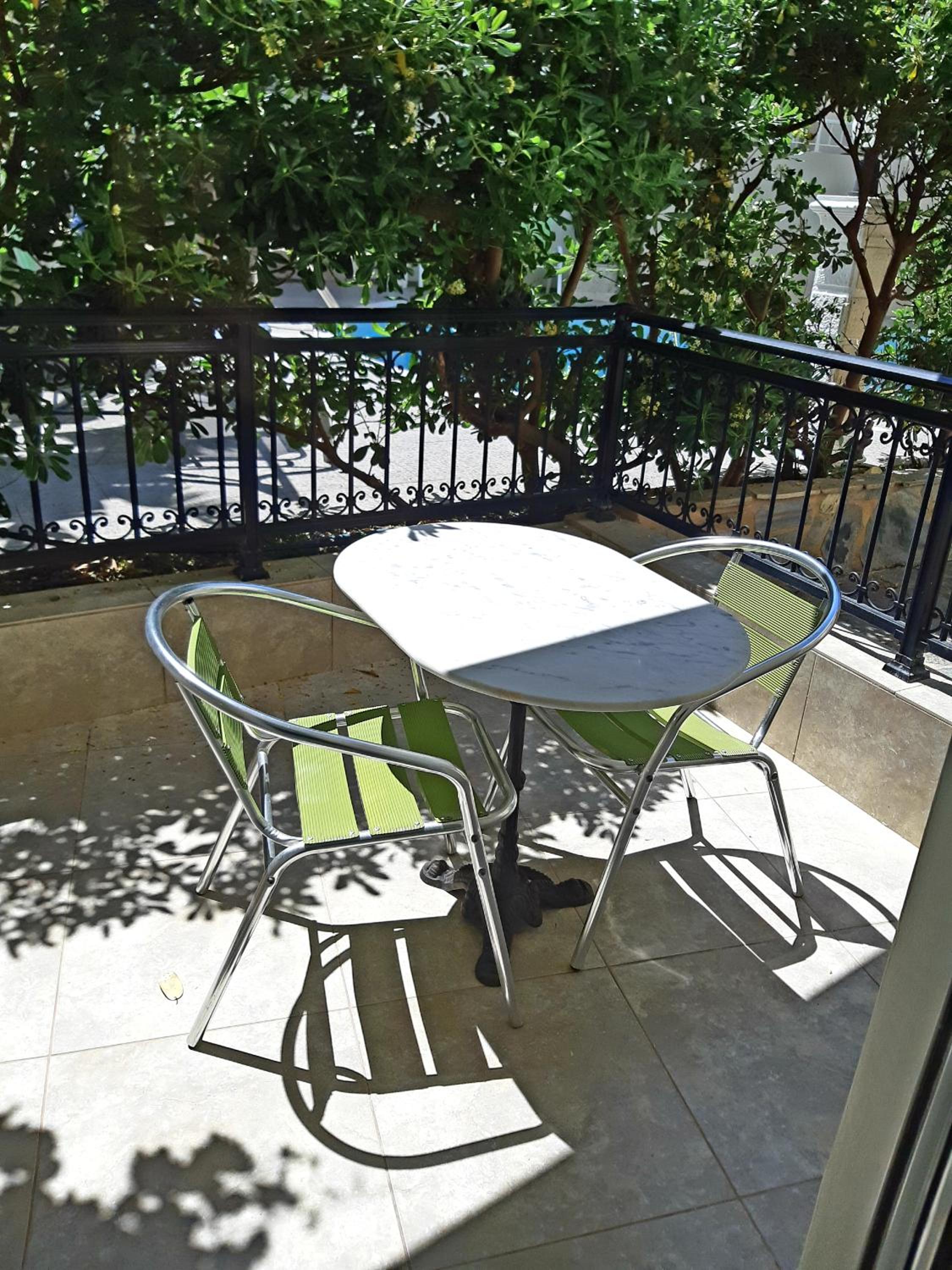 Three Bedroom Apartment - Ground Floor photo 2
