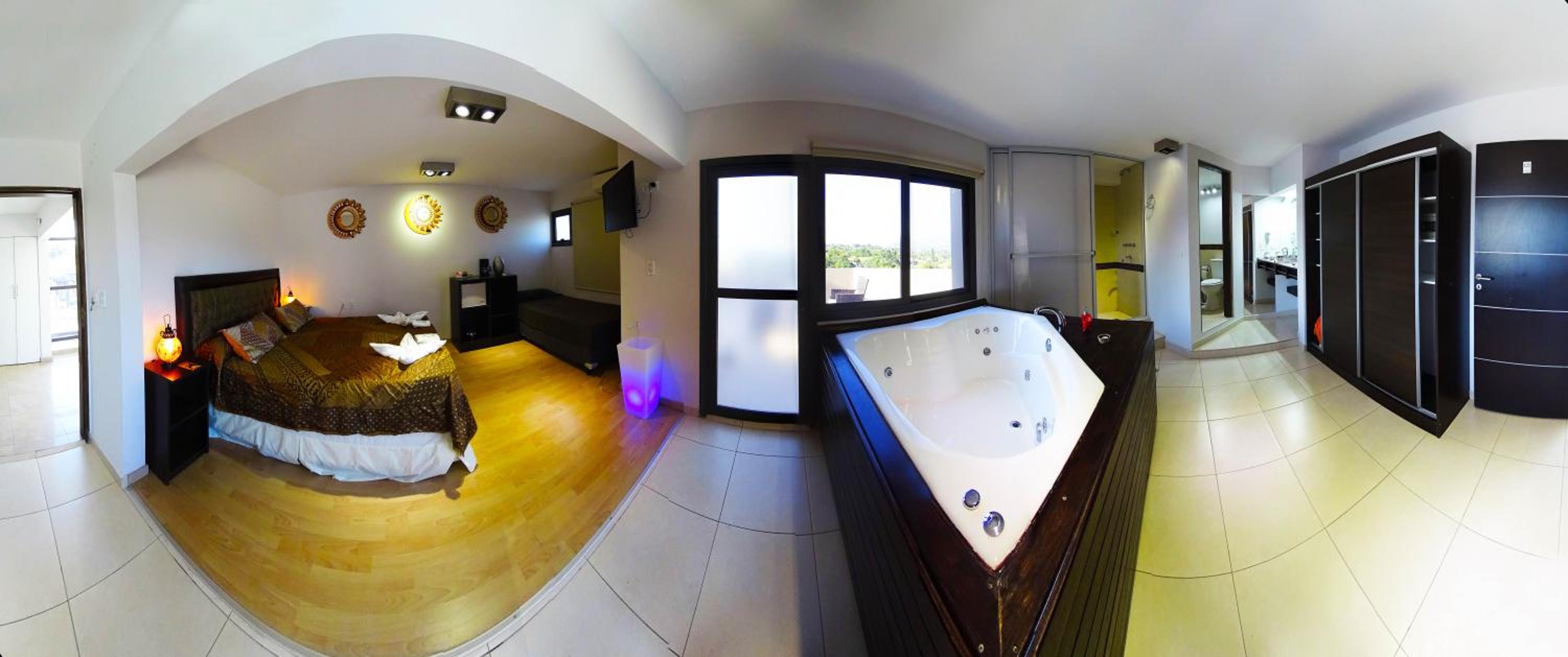 Suite with Spa Bath