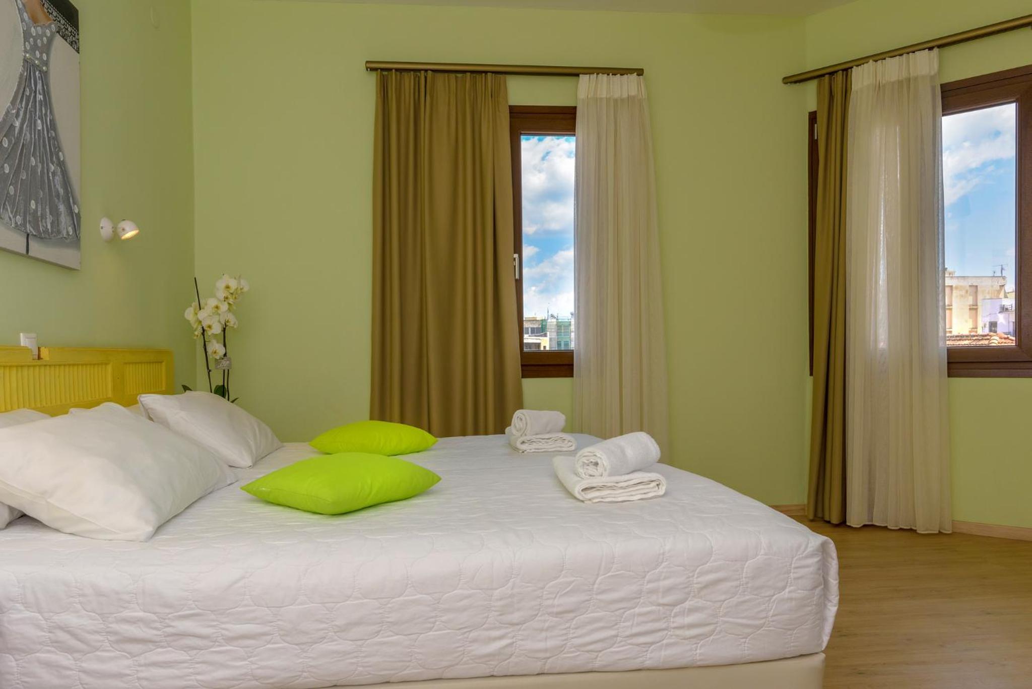 Standard Double or Twin Room photo 1