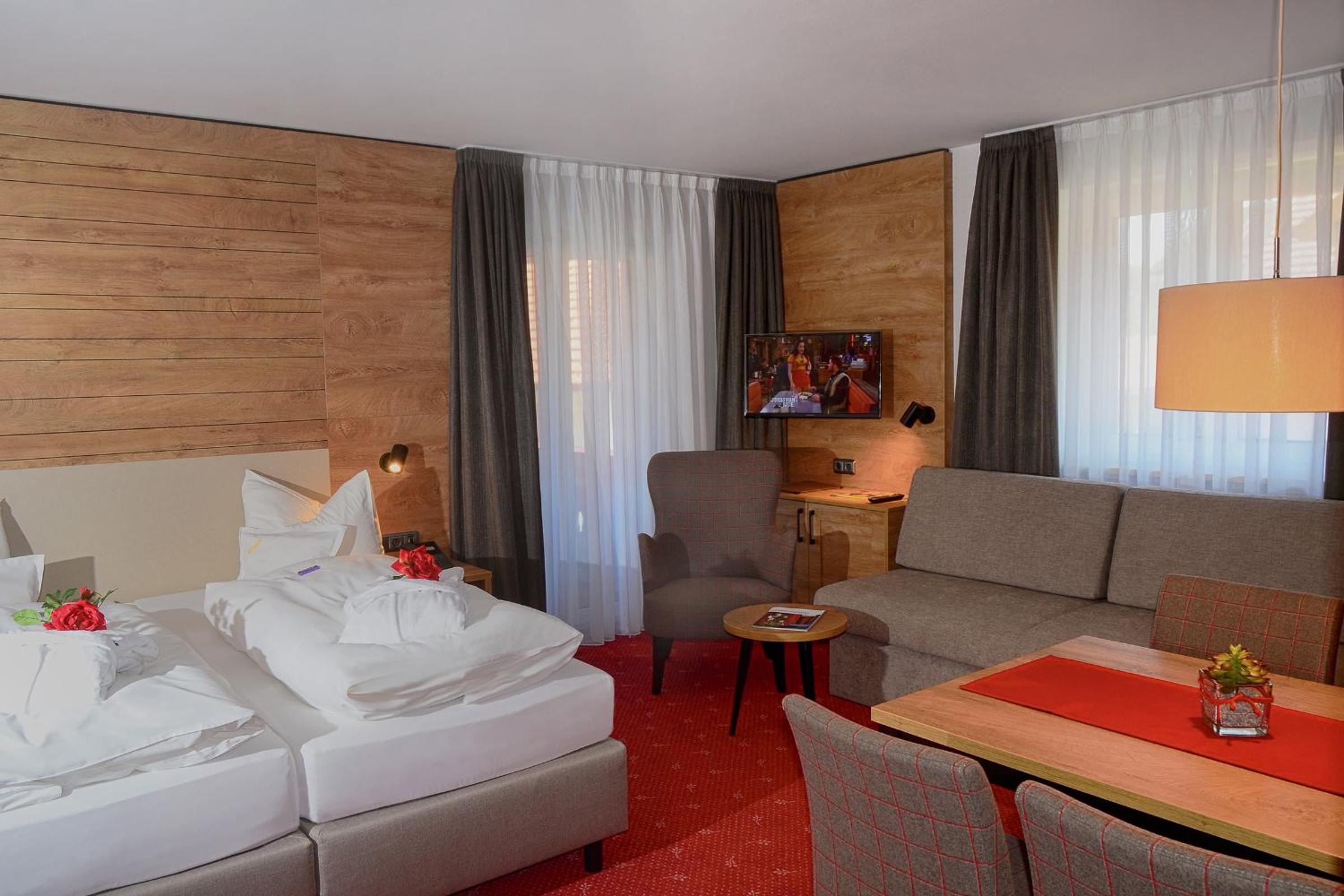 Triple Room with Balcony photo 3