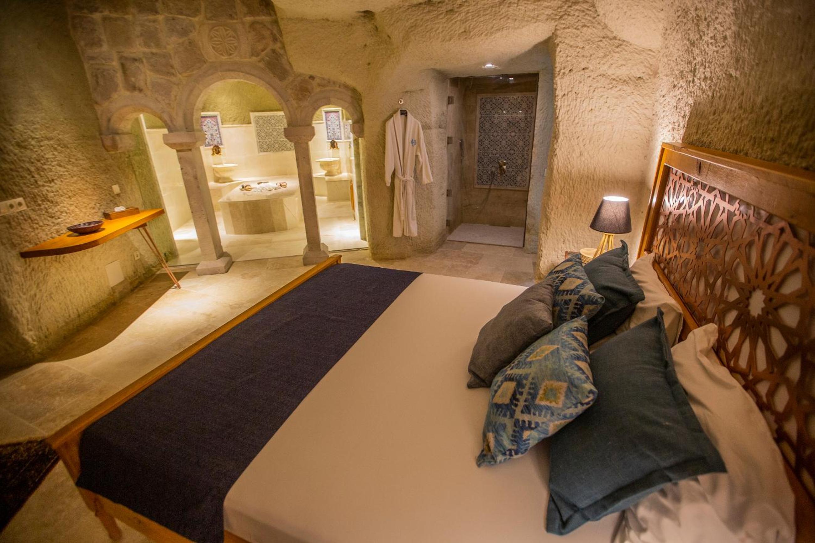 Royal Cave Suite with Turkish Bath - Photo 3