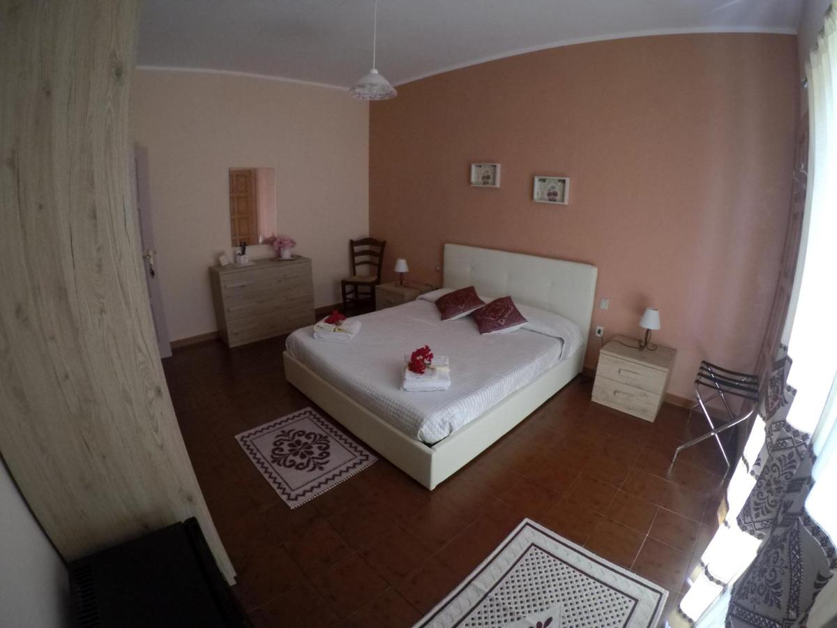 Double Room with Extra Bed photo 2