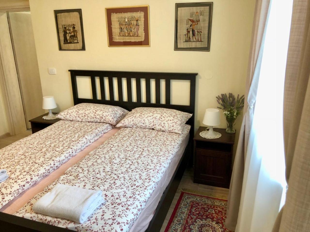 Double Room with Private Bathroom photo 3