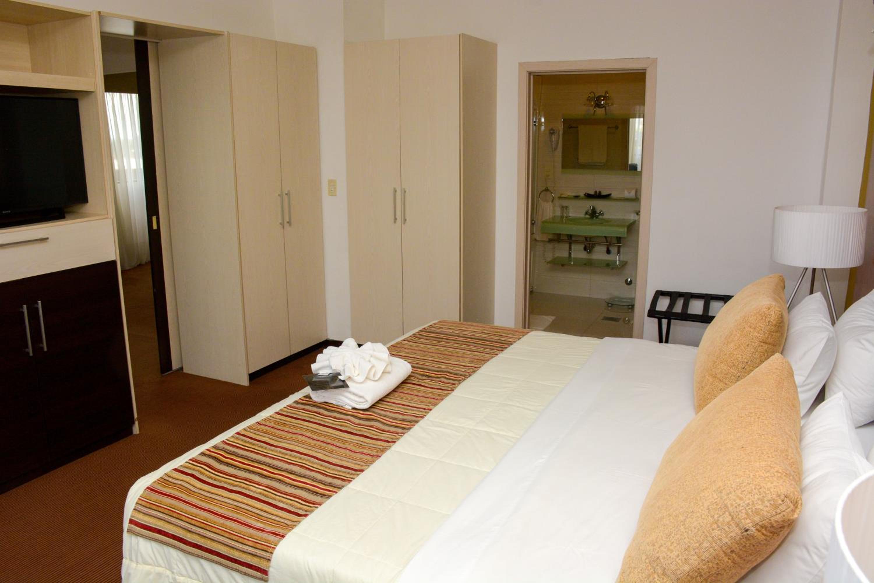 Deluxe Double or Twin Room with Spa Bath photo 1