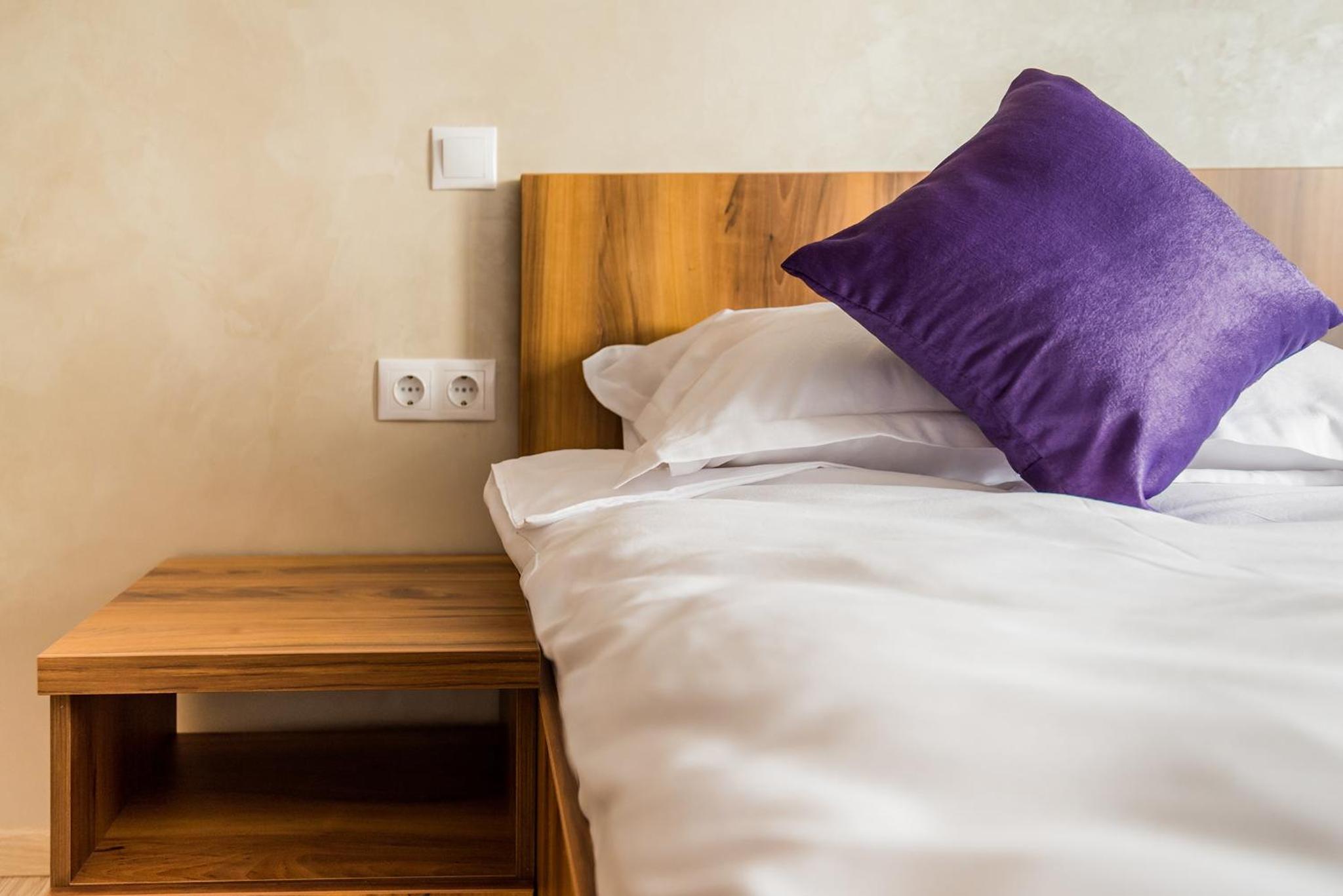 Deluxe Double or Twin Room - Photo 6