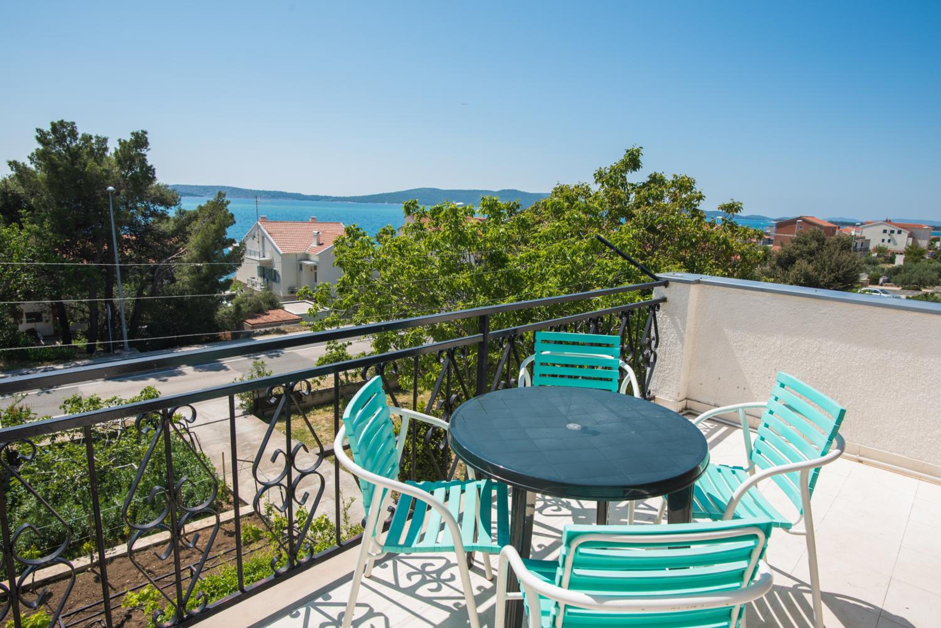 Apartment with Sea View photo 3