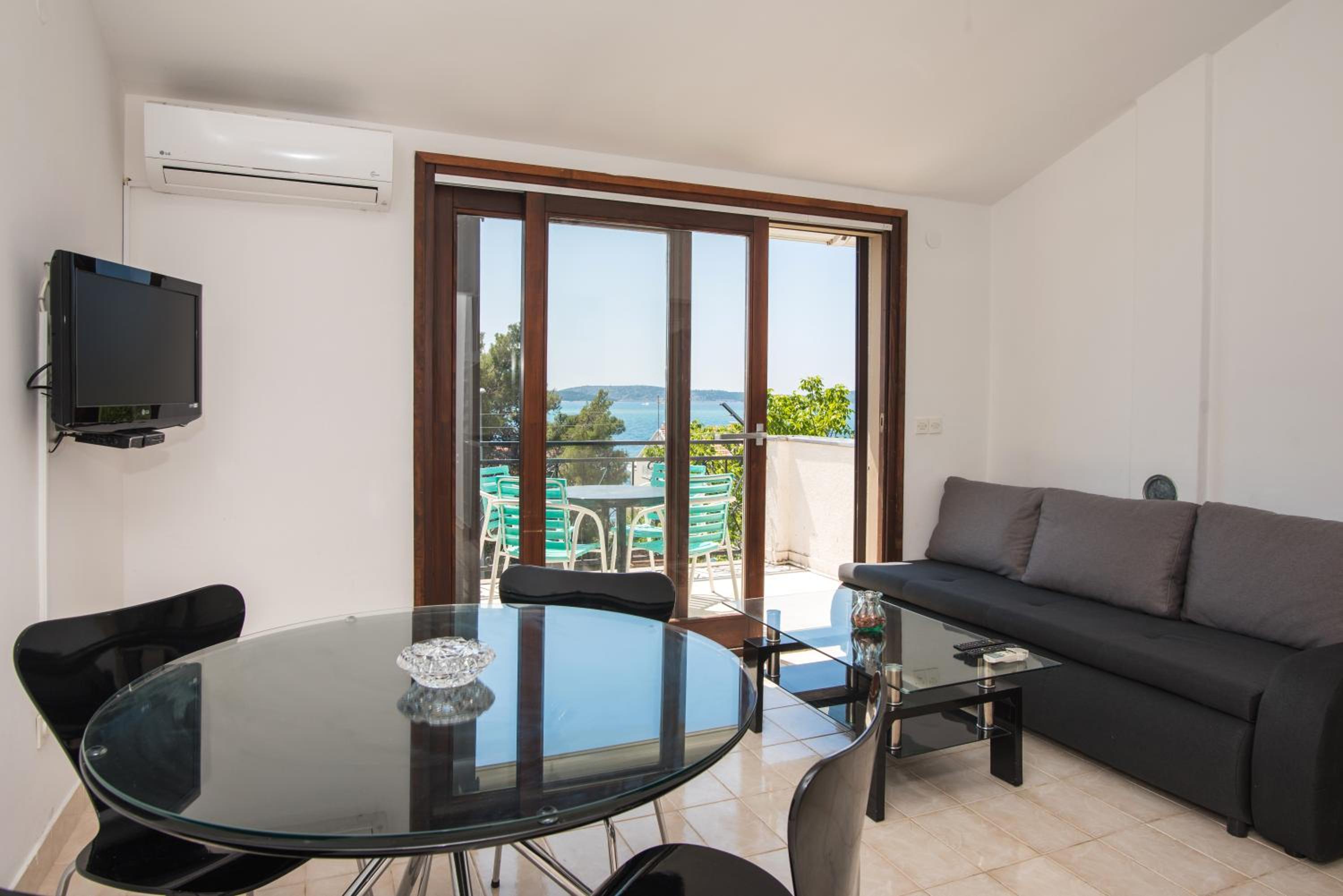 Apartment with Sea View photo 1